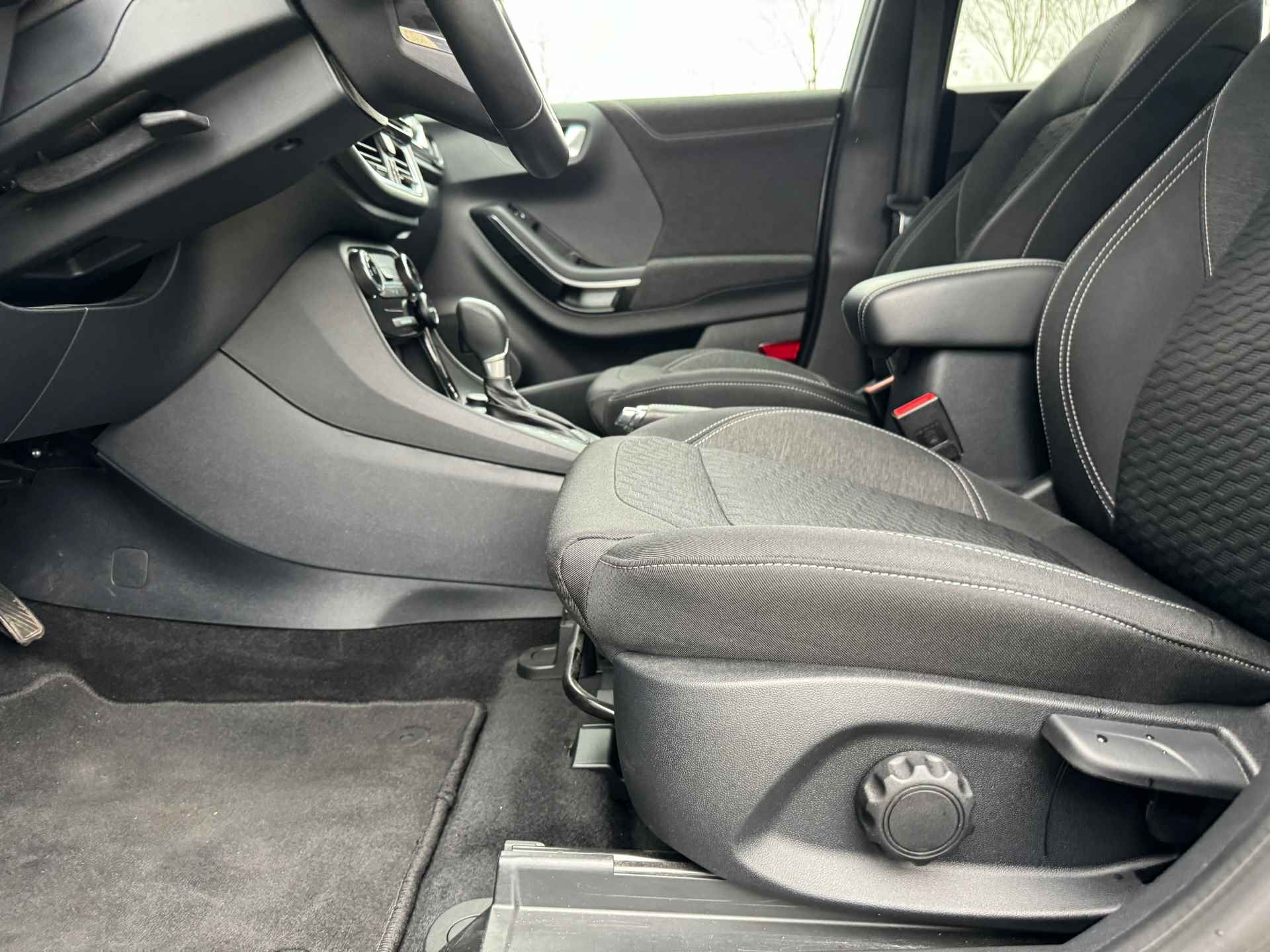 Ford PUMA 1.0 EcoBoost Titanium X AppleCarplay|Cruisecontrol|Automaat|Stoel en Stuurverwarming - 12/41
