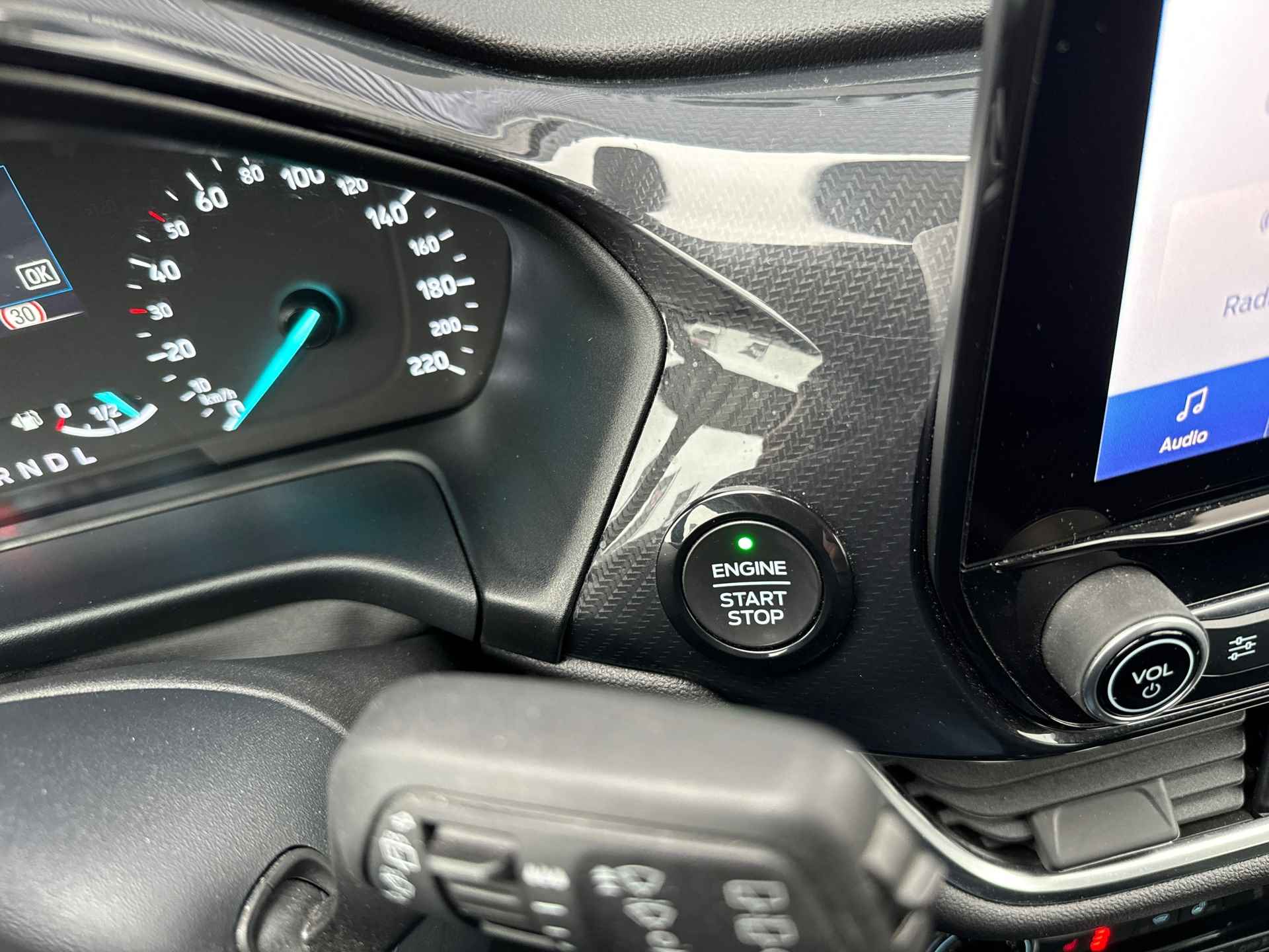 Ford PUMA 1.0 EcoBoost Titanium X AppleCarplay|Cruisecontrol|Automaat|Stoel en Stuurverwarming - 24/41