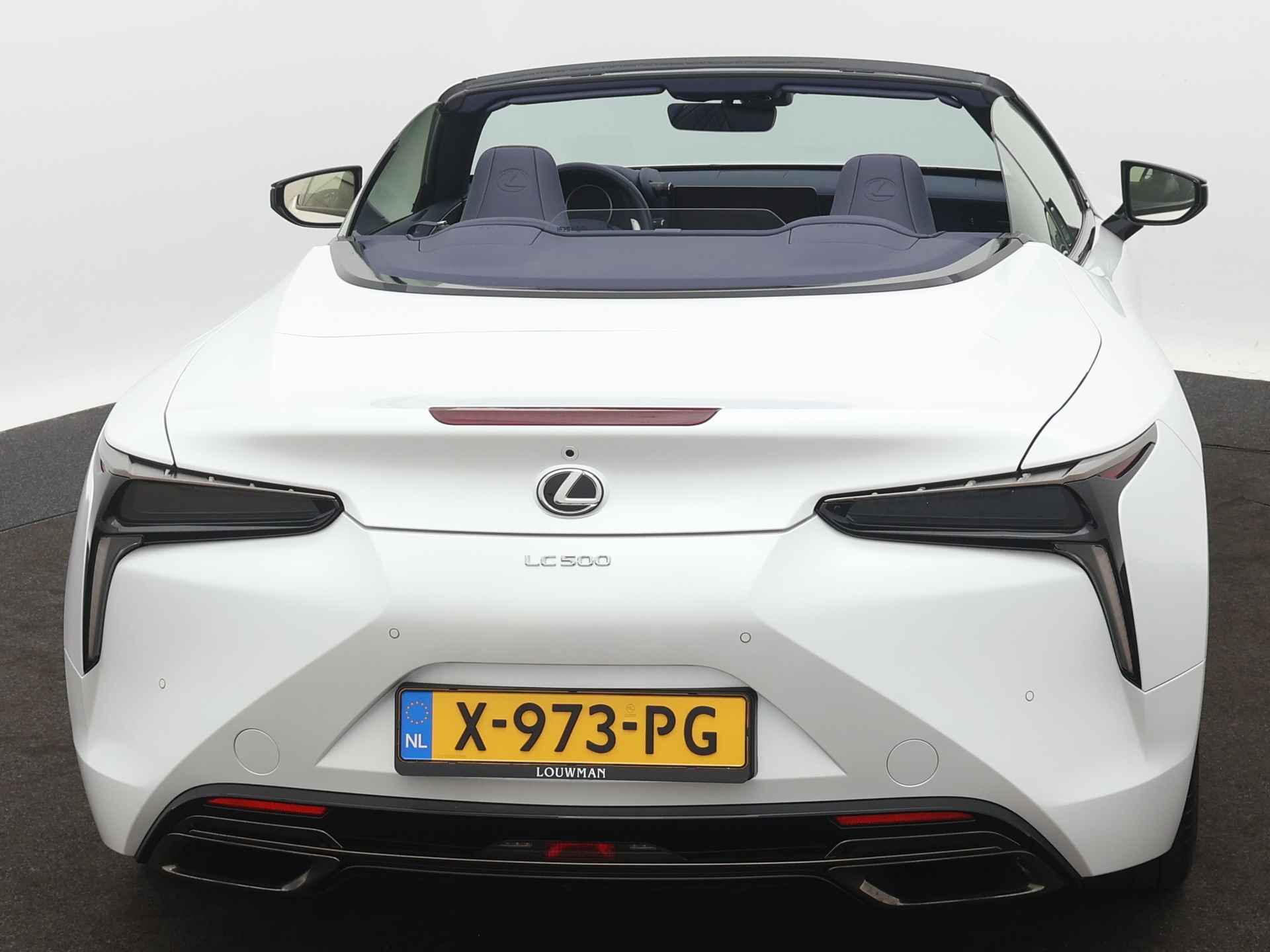 Lexus LC Convertible 500 Ultimate Edition | Dodehoek Ass. | LM velgen | Parkeersensoren | Navigatie | Camera | Stoel en stuurwiel verwarmd | - 30/51