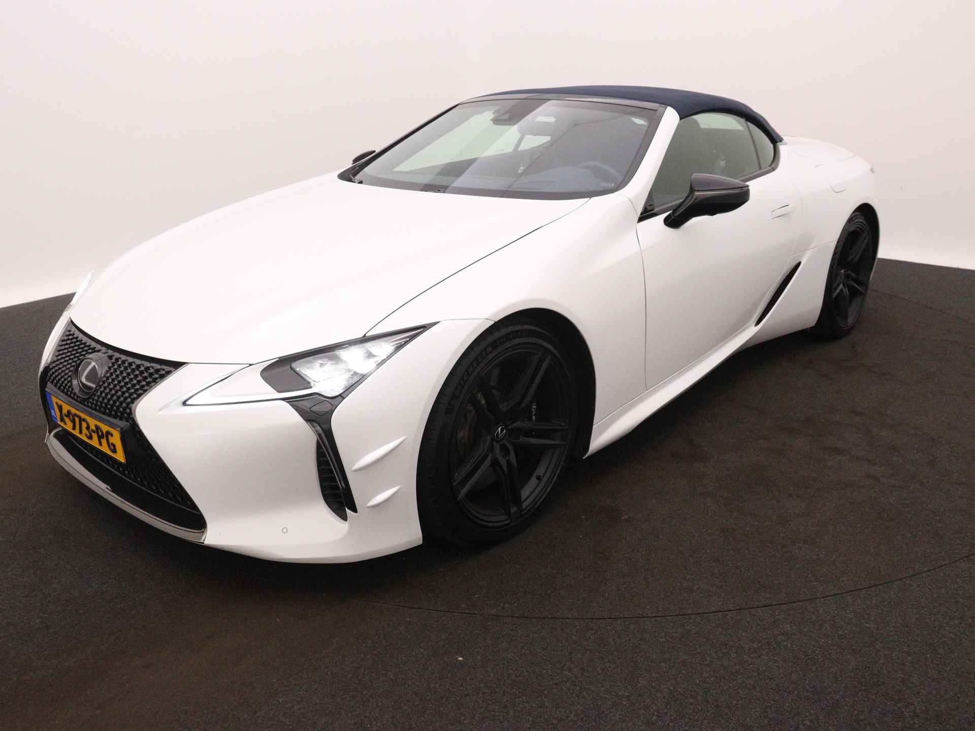 Lexus LC Convertible 500 Ultimate Edition | Dodehoek Ass. | LM velgen | Parkeersensoren | Navigatie | Camera | Stoel en stuurwiel verwarmd | - 45/51