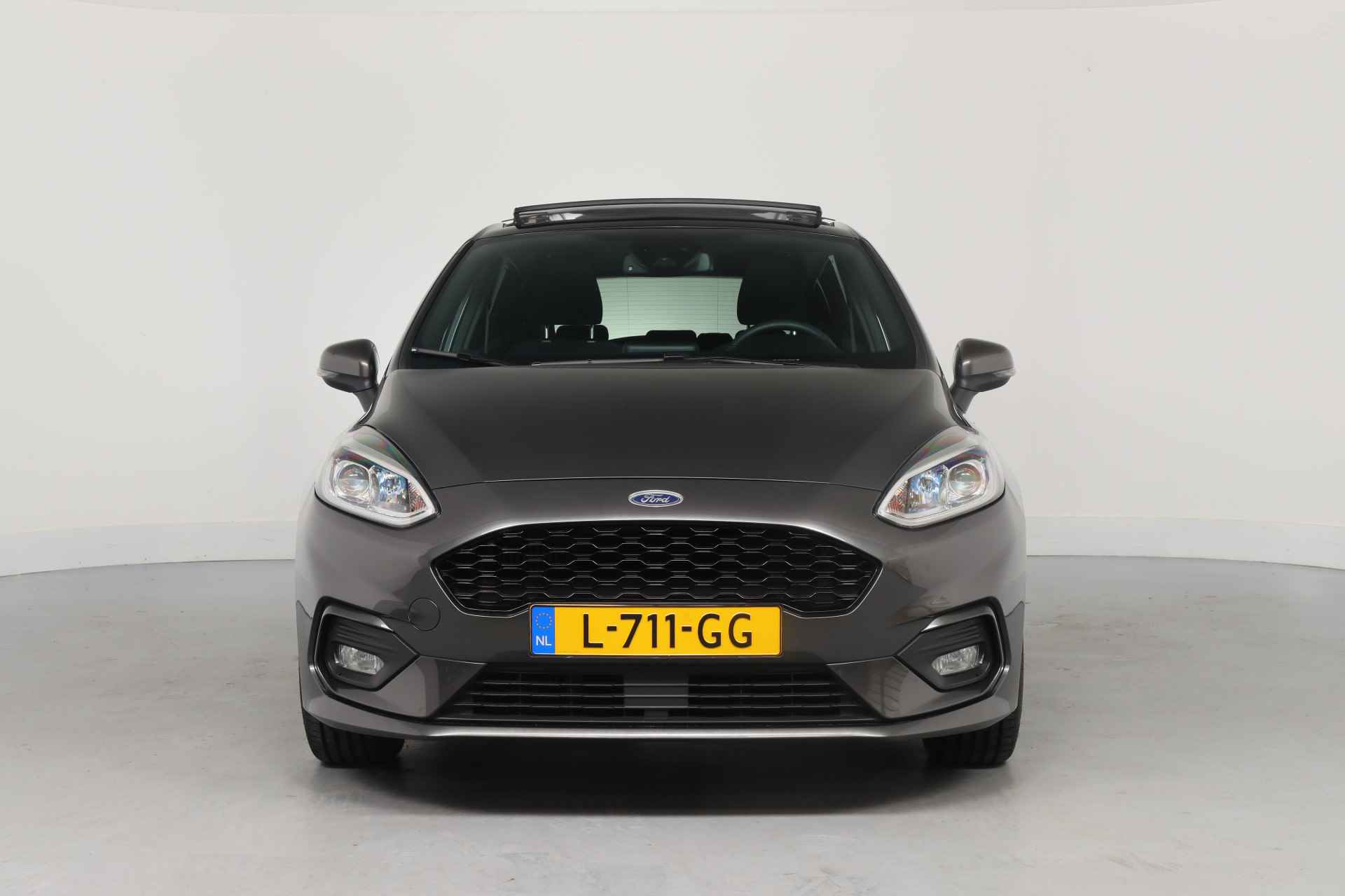 Ford Fiesta 1.0 EcoBoost ST-Line | 1e Eigenaar! | Open Dak | Navi | Cruise | Airco | Parkeersensoren | Lichtmetalen Velgen - 2/37