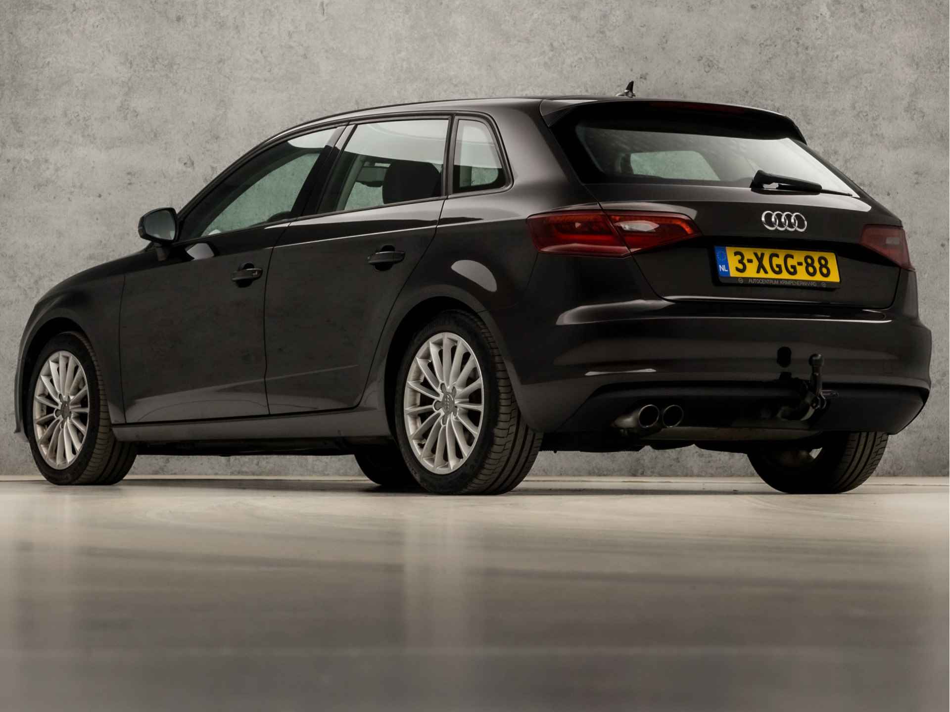 Audi A3 Sportback 1.4 TFSI Sportline Automaat (NAVIGATIE, BLUETOOTH, CRUISE, CLIMATE, LED, ARMSTEUN, SPORTSTOELEN, LEDER, LM VELGEN, TREKHAAK, NIEUWE APK, NIEUWSTAAT) - 3/35