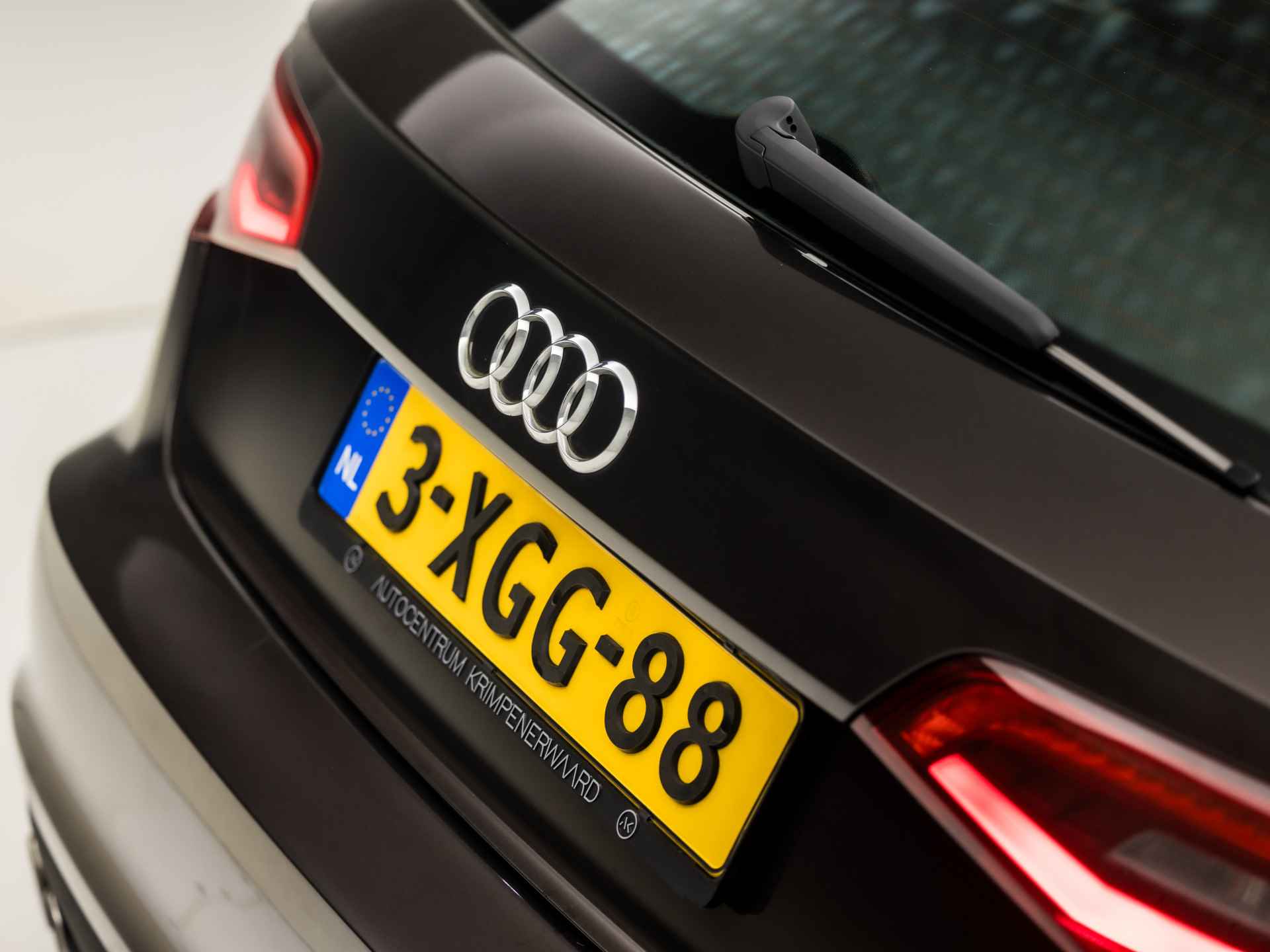 Audi A3 Sportback 1.4 TFSI Sportline Automaat (NAVIGATIE, BLUETOOTH, CRUISE, CLIMATE, LED, ARMSTEUN, SPORTSTOELEN, LEDER, LM VELGEN, TREKHAAK, NIEUWE APK, NIEUWSTAAT) - 26/35