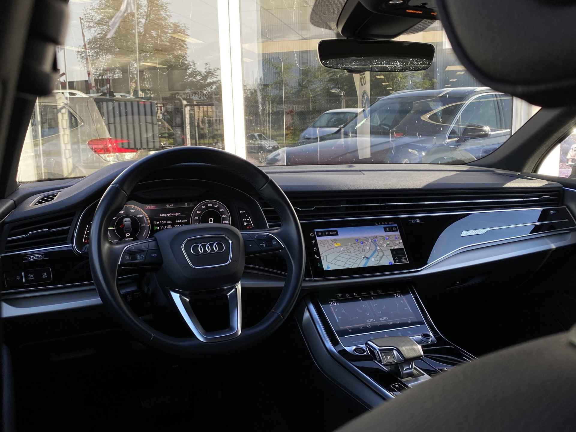 Audi Q7 55 TFSI e quattro Pro Line S | Instelbare Luchtvering | Navigatie | Trekhaak | Adaptieve Cruise Control | Head-Up Display | Stoelverwarming voor + achter | Sfeerverlichting | - 11/40