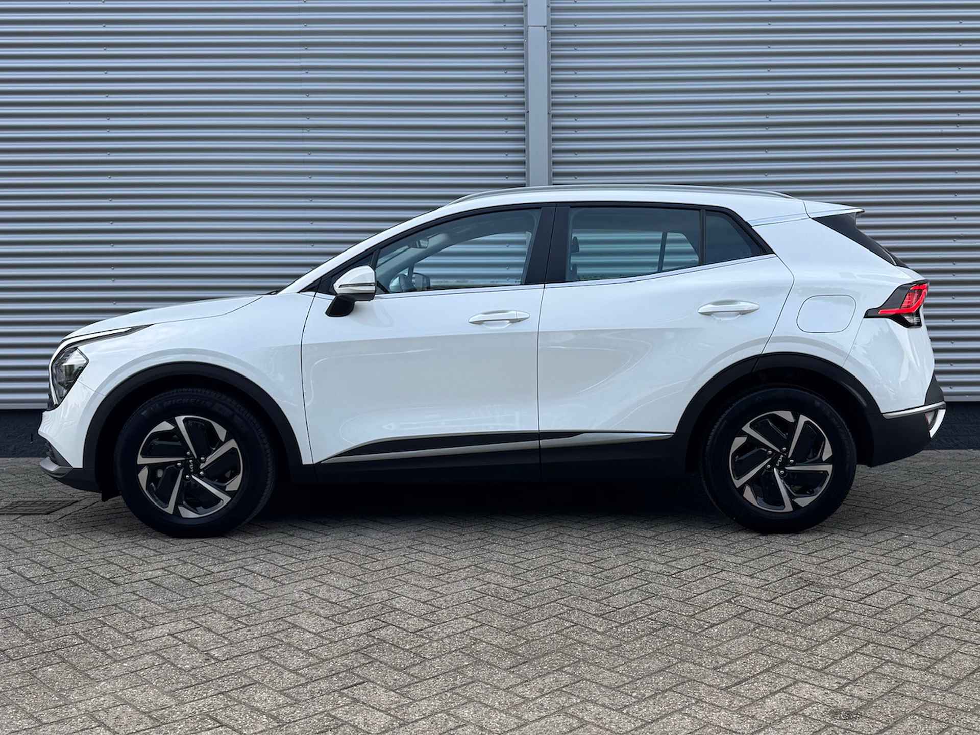 Kia Sportage 1.6 T-GDi 230pk Hybrid DynamicLine | Navigatie | Camera | Parkeersensoren | Adaptieve Cruise Control |Black Friday Deal - 3/43