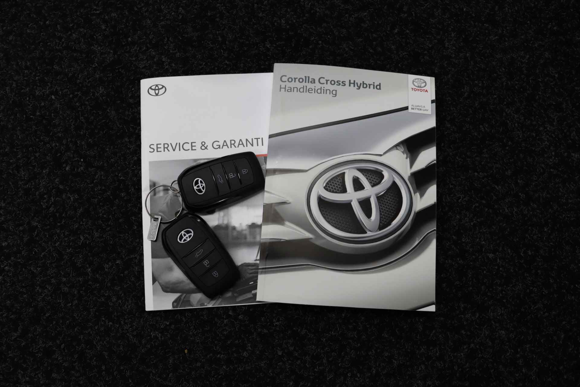 Toyota Corolla Cross Hybrid 140 Style + Premium Pack | Dodehoekdetectie | Parkeersensoren | Elek. Achterklep | Apple Carplay & Android Auto | Adaptive-cruise - 46/47