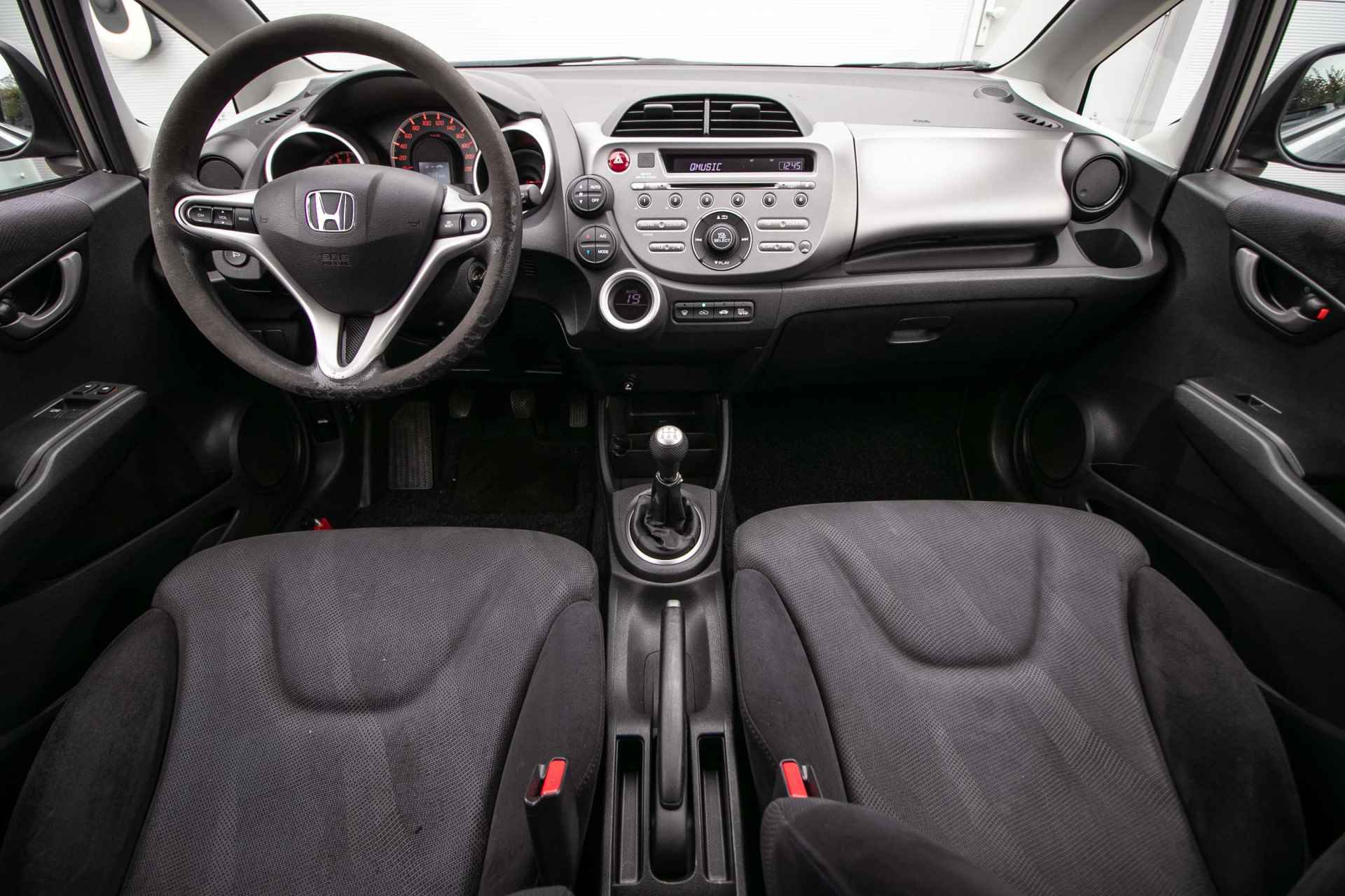 Honda Jazz 1.4 Comfort Incl. nieuwe APK | dealer ond. | Clima - 14/36