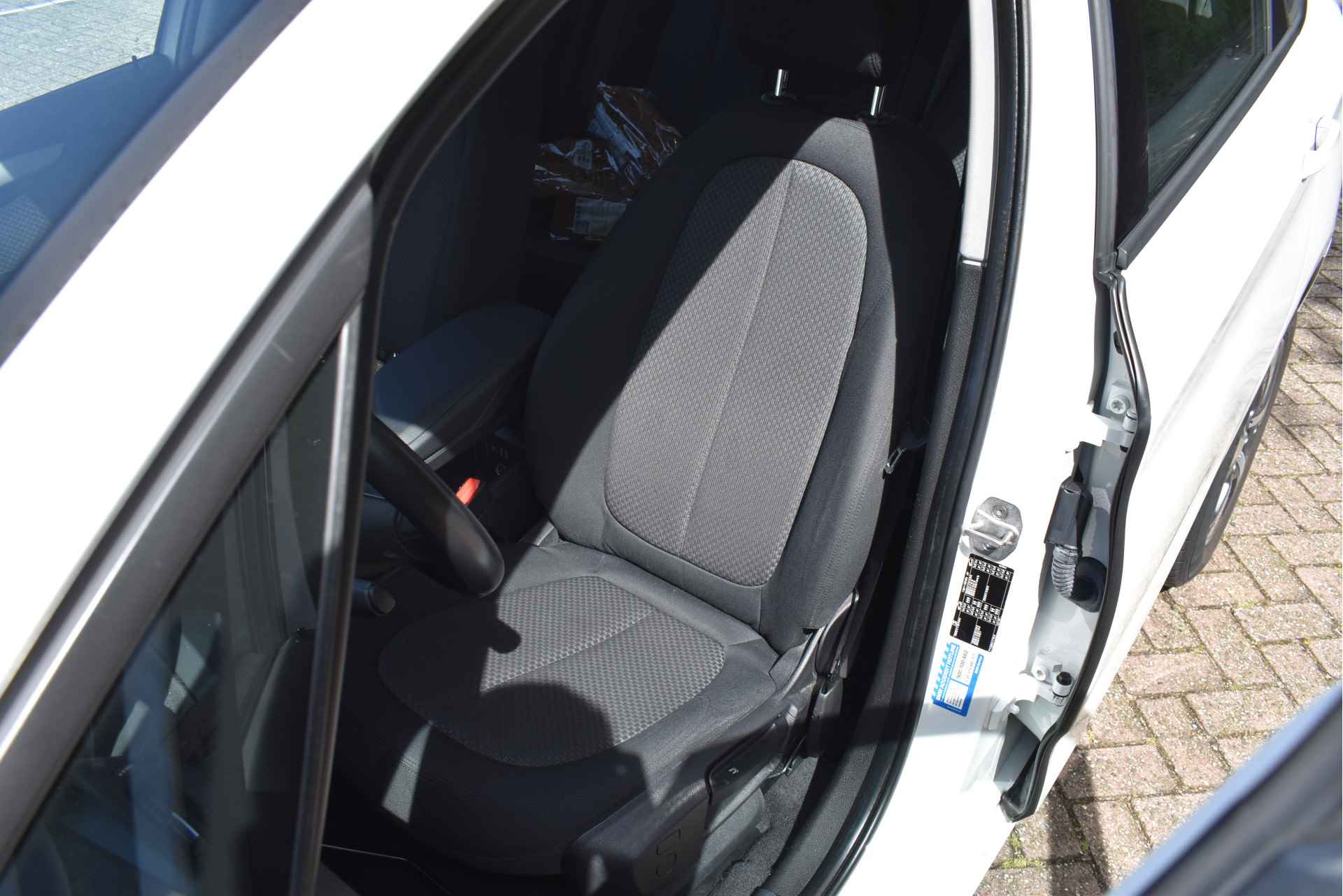 BMW 2 Serie Active Tourer 218i Executive | Cruise Contr | Climate Contr | Bluetooth | Full LED | Elekt.klep | LM-Velgen - 40/56