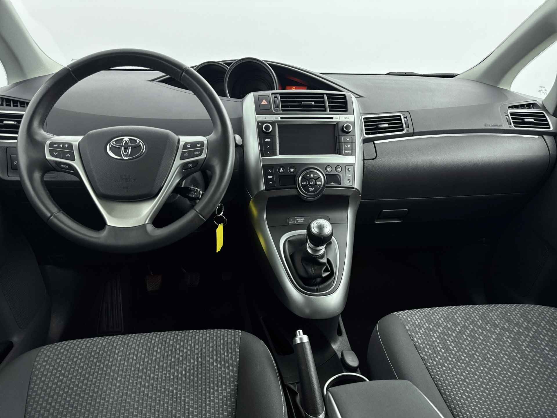 Toyota Verso 1.8 VVT-i Business | Navigatie | Climate Control | - 5/39