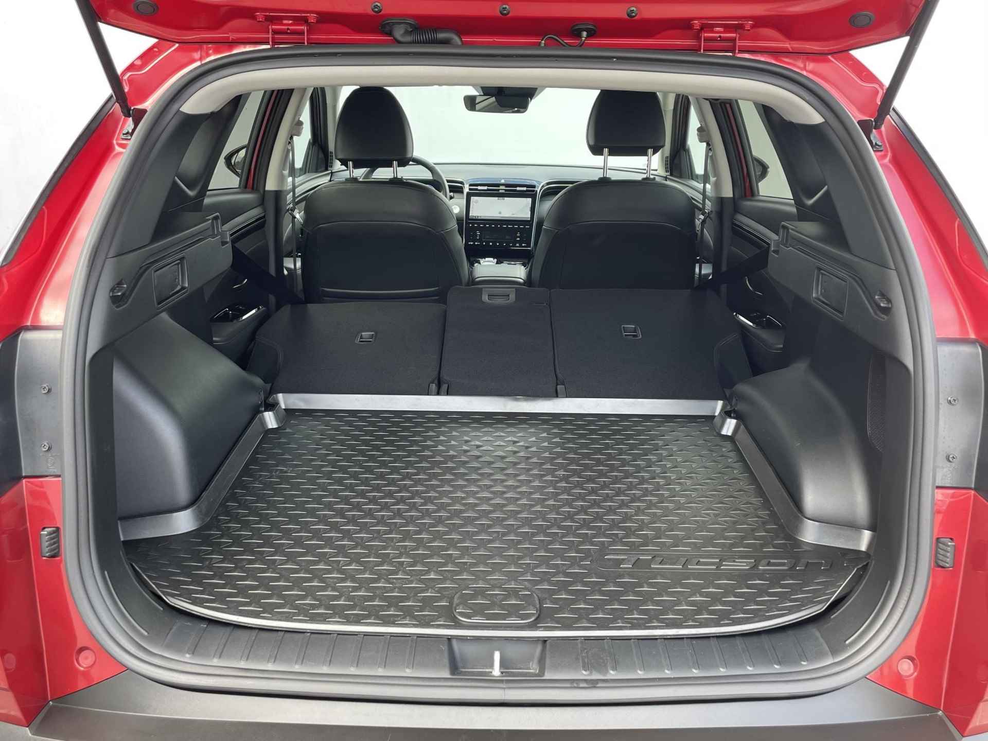 Hyundai Tucson 1.6 T-GDI PHEV Premium 265pk 4WD automaat / Dealer onderhouden / Leder / Navigatie / Camera / - 32/47