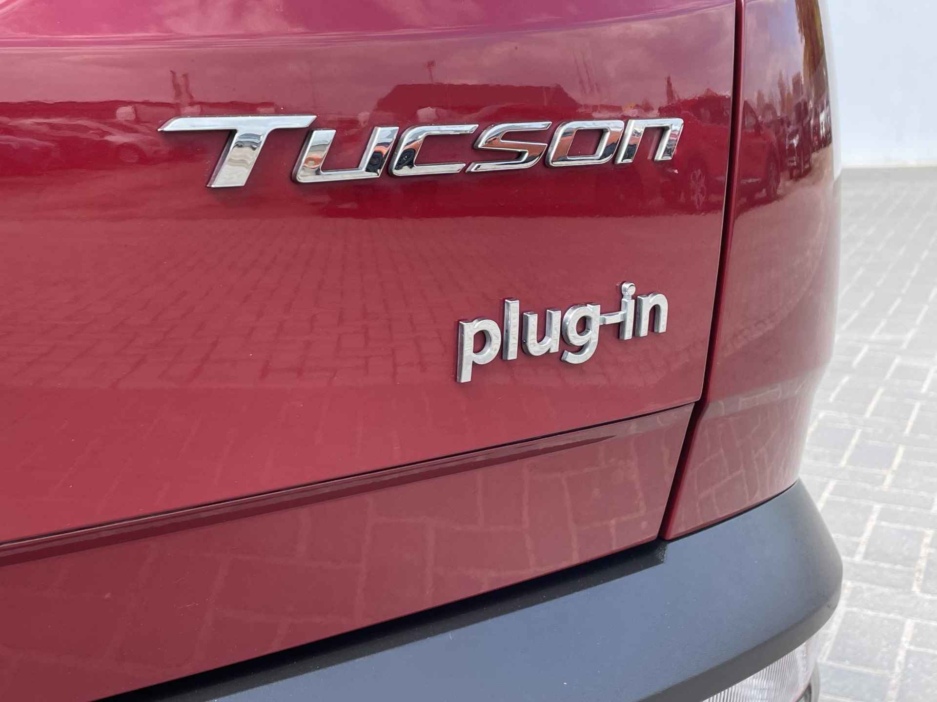 Hyundai Tucson 1.6 T-GDI PHEV Premium 265pk 4WD automaat / Dealer onderhouden / Leder / Navigatie / Camera / - 38/47