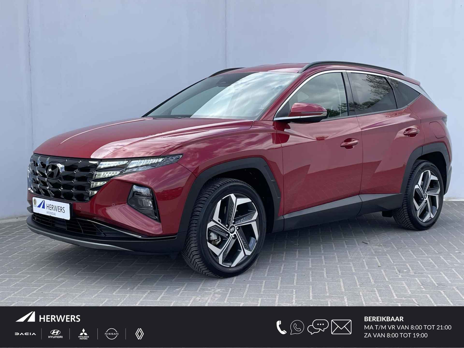 Hyundai Tucson 1.6 T-GDI PHEV Premium 265pk 4WD automaat / 20-10-2027 Fabrieksgarantie / Plug-in / Dealer onderhouden / Leder / Navigatie / Camera / - 1/47