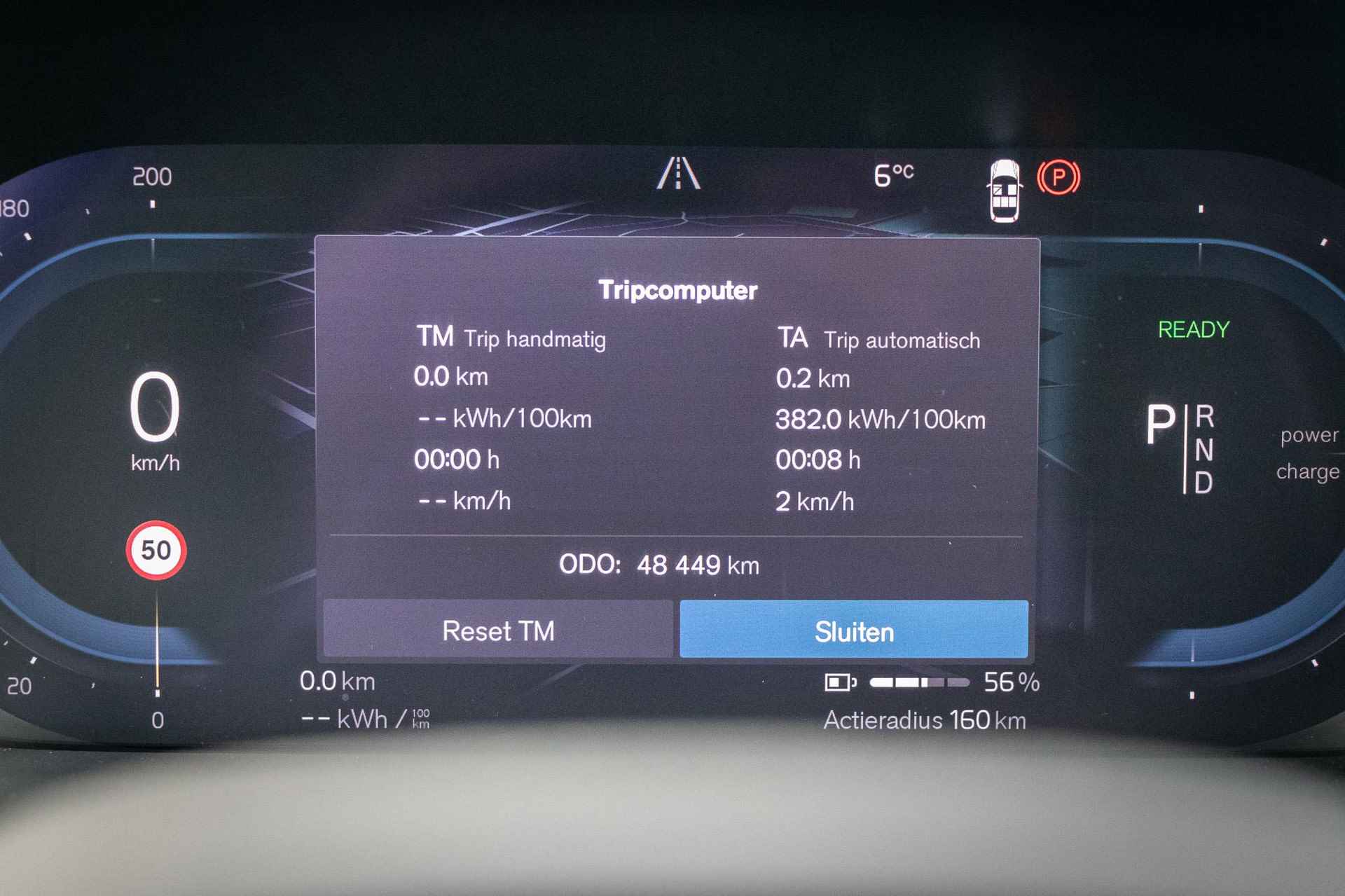 Volvo C40 Recharge Ultimate 69 kWh | Black Pack | Trekhaak | Adaptive cruise control | Elektrische stoelverstelling met geheugen | 19 inch velgen | Harman & kardon audio | Stoel- en stuurverwarming - 18/26