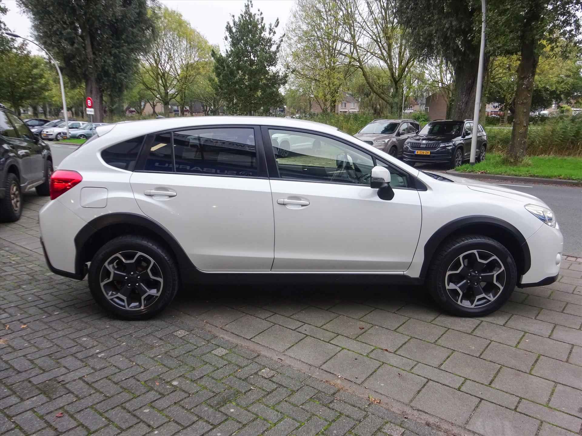 SUBARU Xv 1.6i 114pk AWD Luxury | Trekhaak | 1.500 KG trekgew. | Dealer onderhouden - 34/39