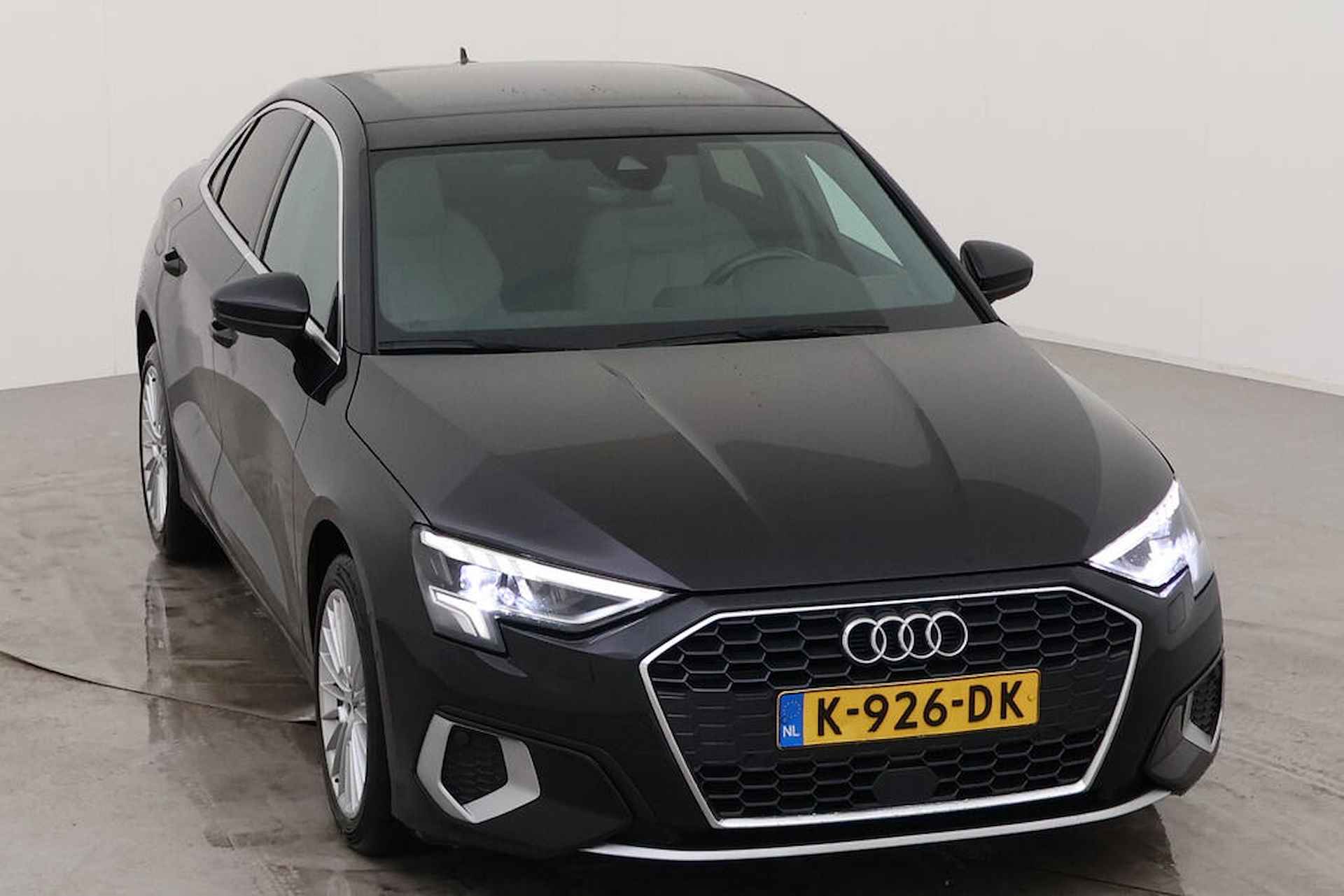 Audi A3 Limousine 30 TFSI Business edition / Leder / Full Led / Panorama dak / Audi Sound System / 12 Maanden Audi Selectie+ - 5/11