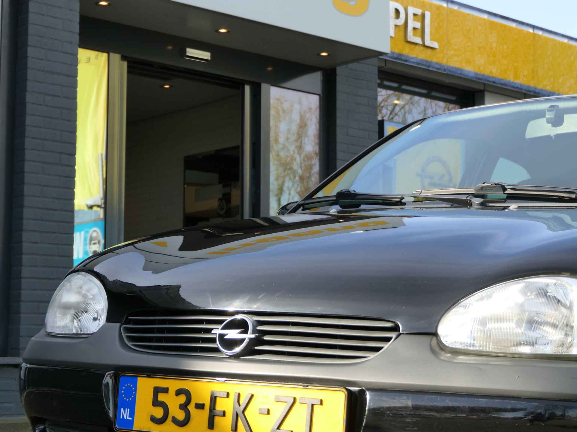 Opel Corsa 1.2i 16V Onyx Automaat | Dakspoiler | Trekhaak | 71.000 km! - 11/30