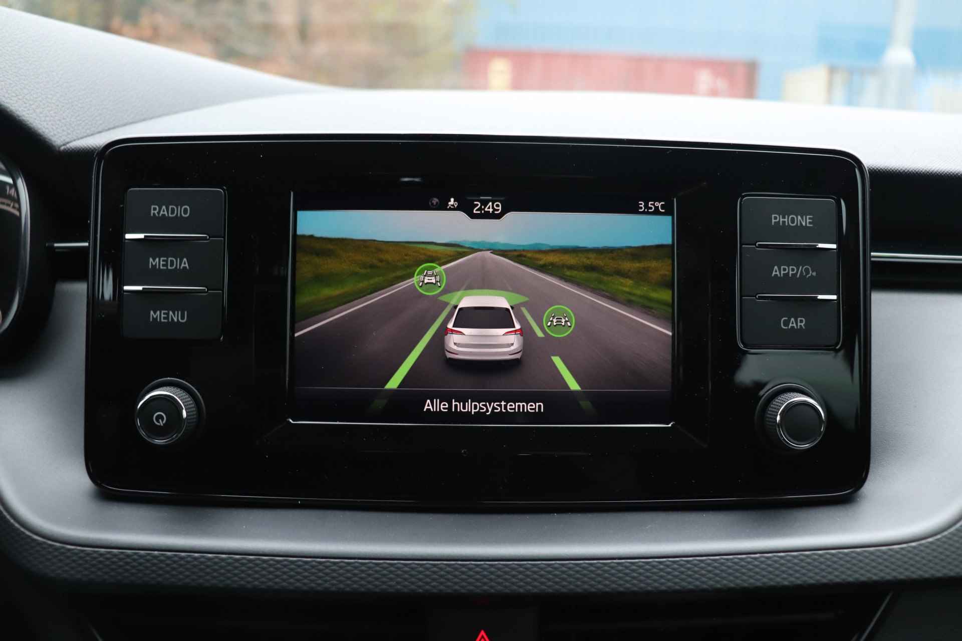 Škoda Scala 1.0 TSI 110pk Ambition | Sunset | Parkeersensoren achter | cruise control | Apple carplay en android auto | - 25/29