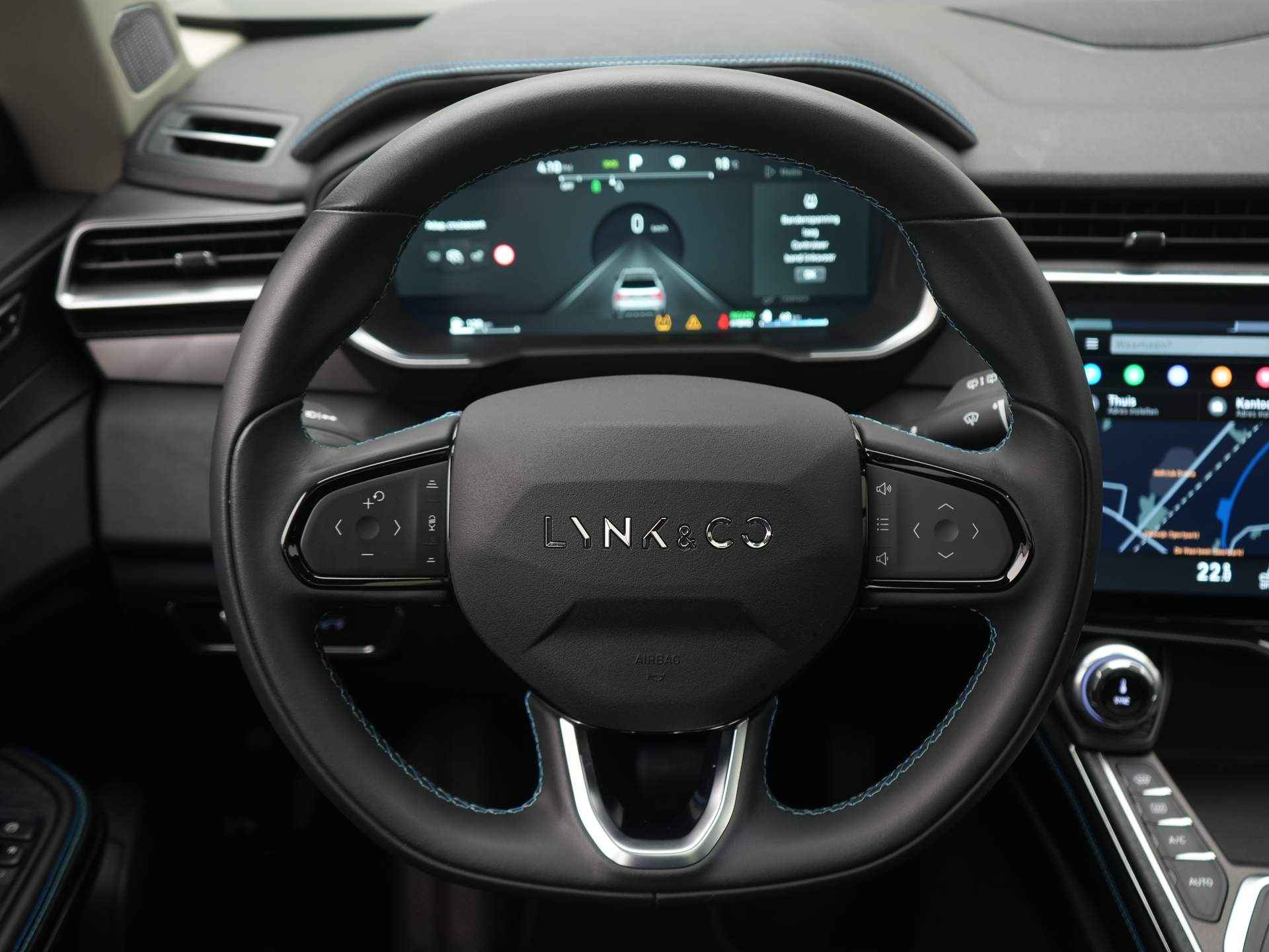 Lynk & Co 01 1.5 PHEV 262 pk Automaat | Navigatie | Panormadak | Climate Control - 11/45