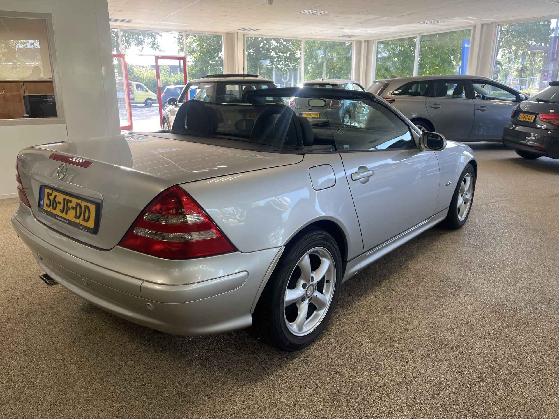 Mercedes-Benz SLK 200 K. Special Edition - 2/17