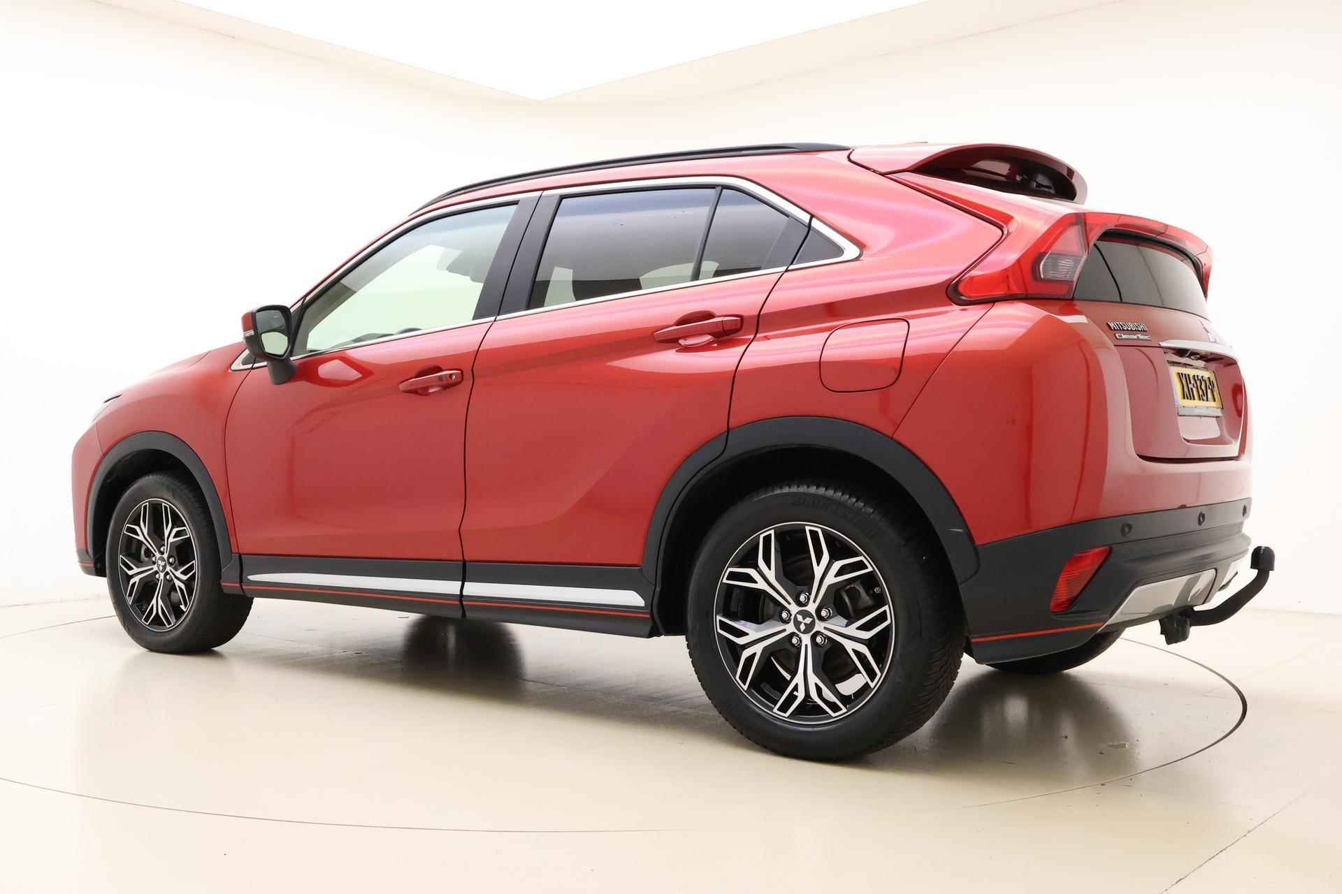 Mitsubishi Eclipse Cross 1.5 DI-T Intense S 163pk | Lederen Bekleding | Trekhaak | Navigatie | Camera | Climate Control | Weinig Kilometers | Keyless Entry - 13/39