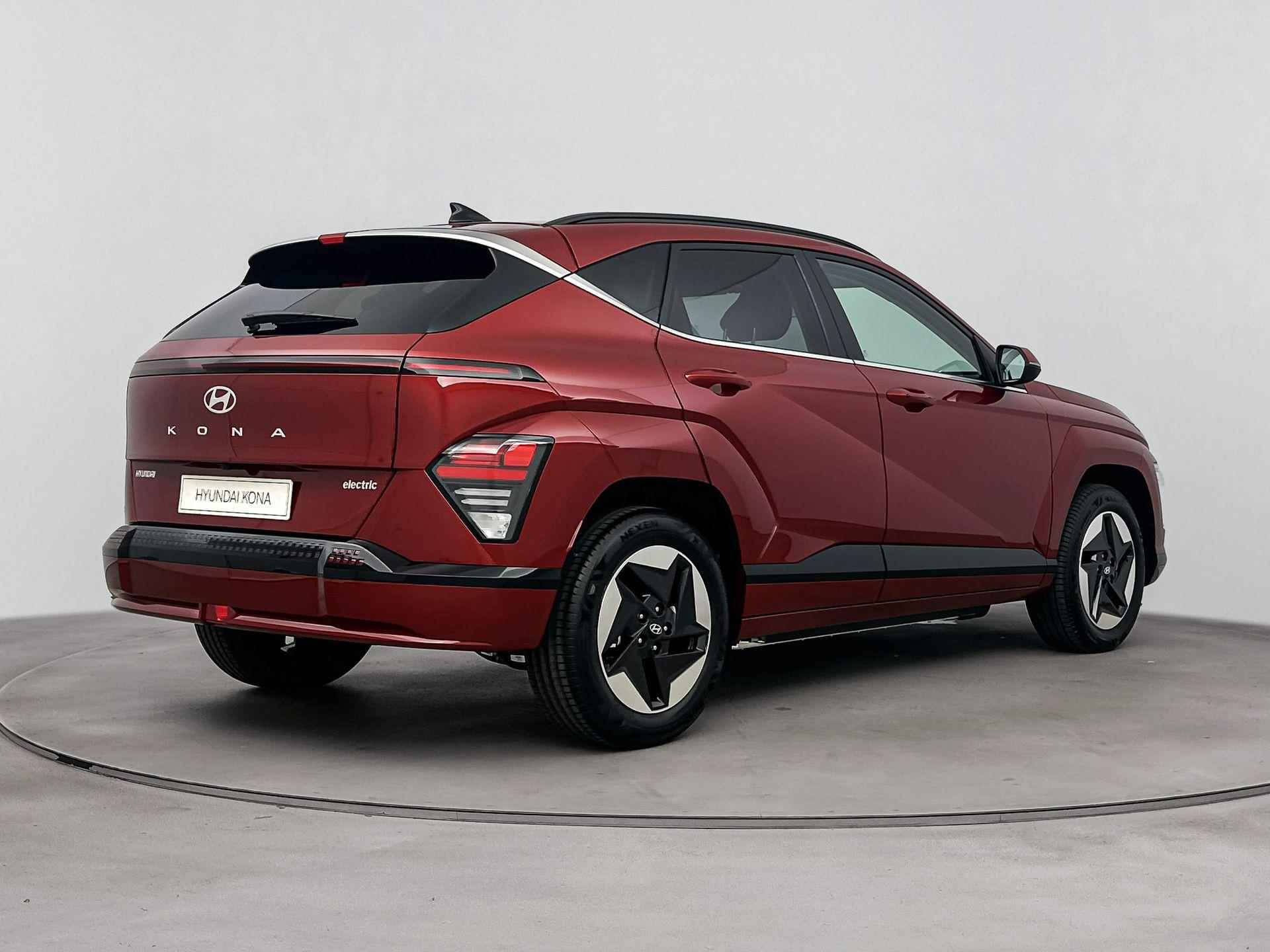 Hyundai Kona Electric Comfort Smart 65.4 kWh | Incl. €2950,- Smart Bonus! | €2950,- Subsidie mogelijk! | Op bestelling | 514km Actieradius! | Stoel + stuurverwarming | Bluelink app | Navigatie | Camera | Adaptive cruise control | - 3/29