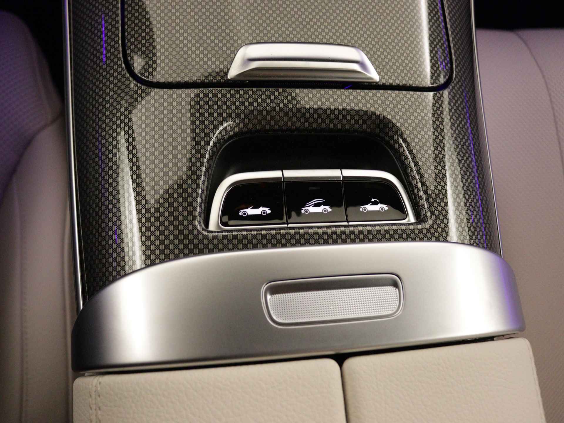 Mercedes-Benz CLE Cabriolet 200 AMG Line | Rijassistentiepakket Plus | Premium pakket | DIGITAL LIGHT | Cabriolet comfortpakket | USB-pakket plus | Burmester® 3D surround sound system | MBUX Augmented reality voor navigatie | - 11/43