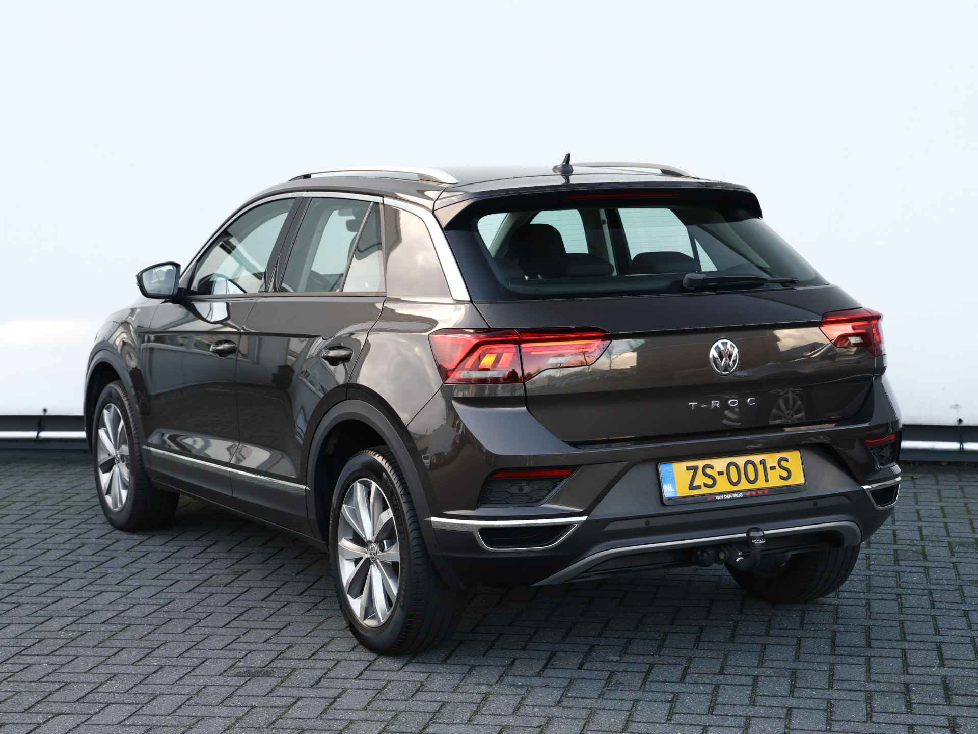 Volkswagen T-Roc 1.5 TSI Sport 150pk DSG | LED | Navigatie | Climate control | Stoelverwarming I Trekhaak - 13/40