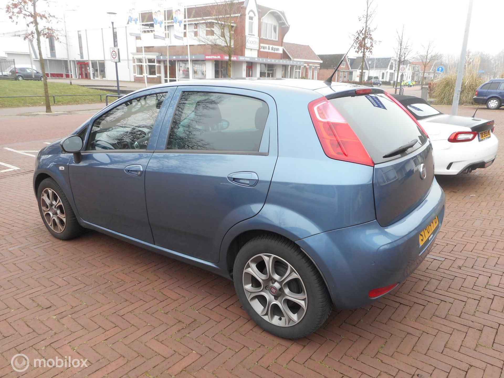 Fiat Punto 1.3 MultiJet 16V 90 Sempre CRUISE+ECC+METALLIC - 5/21