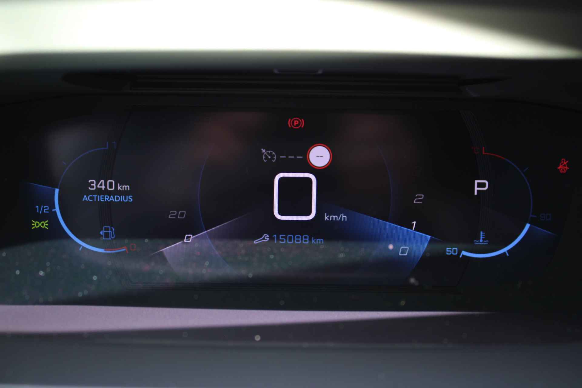 Peugeot 208 1.2 100pk GT automaat | NAVI | CAMERA | FULL-LED | PDC V+A | CRUISE | CARPLAY/ANDROID AUTO | CLIMA | - 29/42