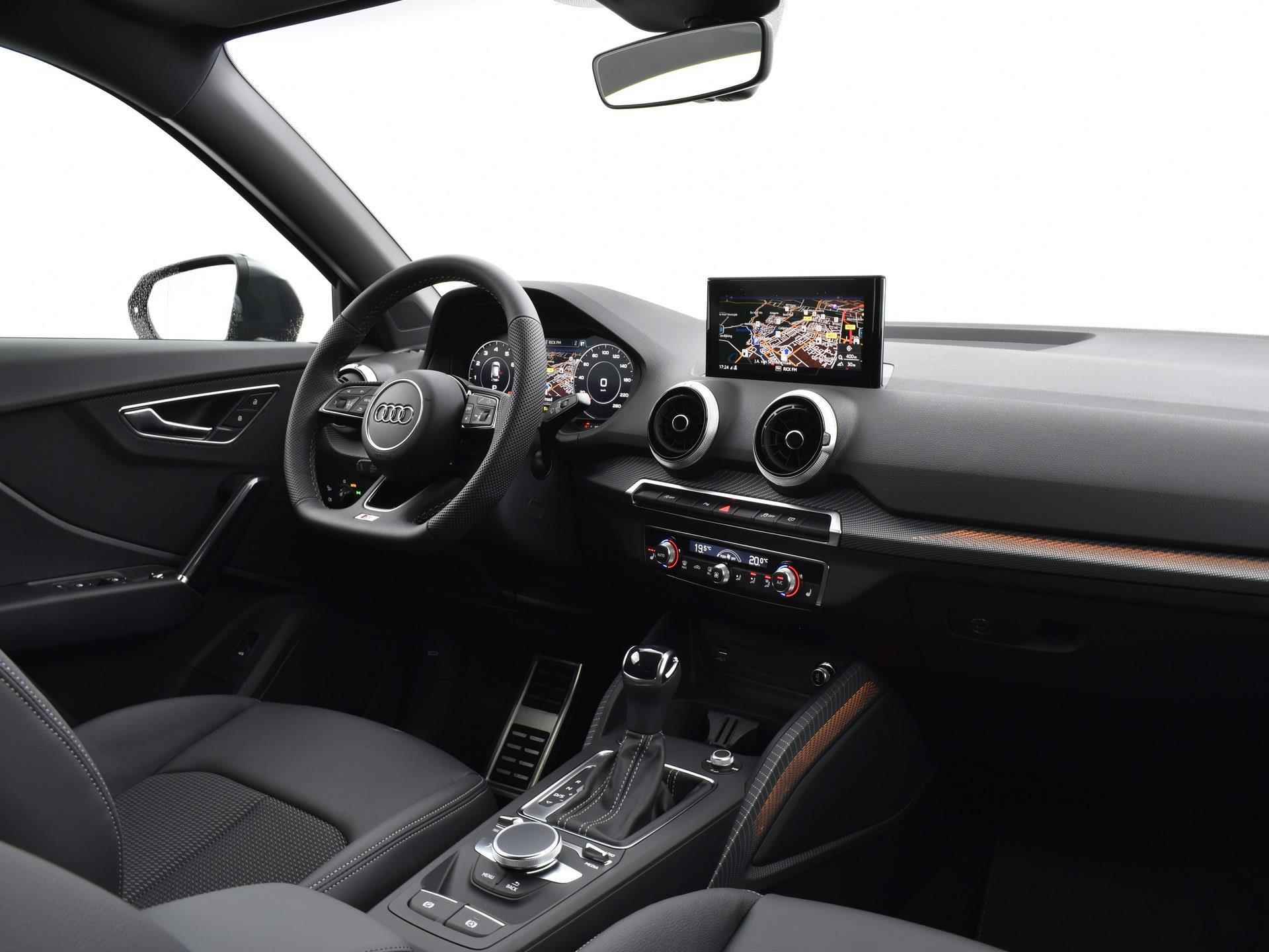 Audi Q2 S Edition 35 TFSI 150 pk Hatchback 7 vers Audi Q2 35 TFSI S Edition 150 PK | 18'' LM Velgen | Comfortsleutel | Assistentiepakket parking | Optiekpakket zwart plus | elektrische achterklep | Sonos premium | Stoelverwarming voorin | . - 15/32