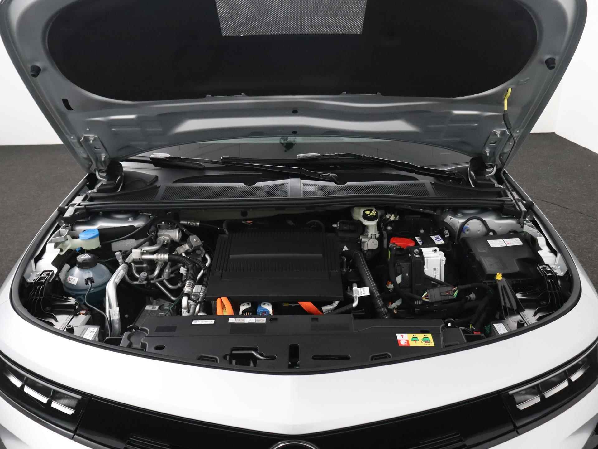 Opel Astra Sports Tourer Electric 54 kWh Edition | Navi | Winterpakket | Camera | Parkeersensoren voor en achter | AGR comfort bestuurdersstoel | Adaptive Cruise Control | Climate Control | Demo | - 8/22