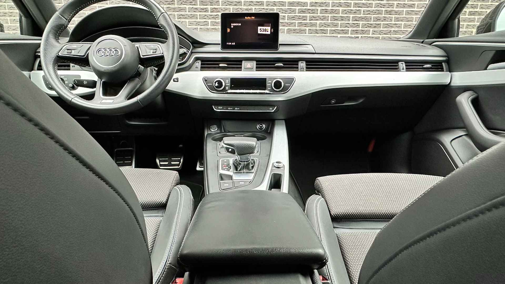 Audi A4 Avant 35 TFSI S edition | Navigatie | Sportstoelen | Electronic Climate Control - 12/33