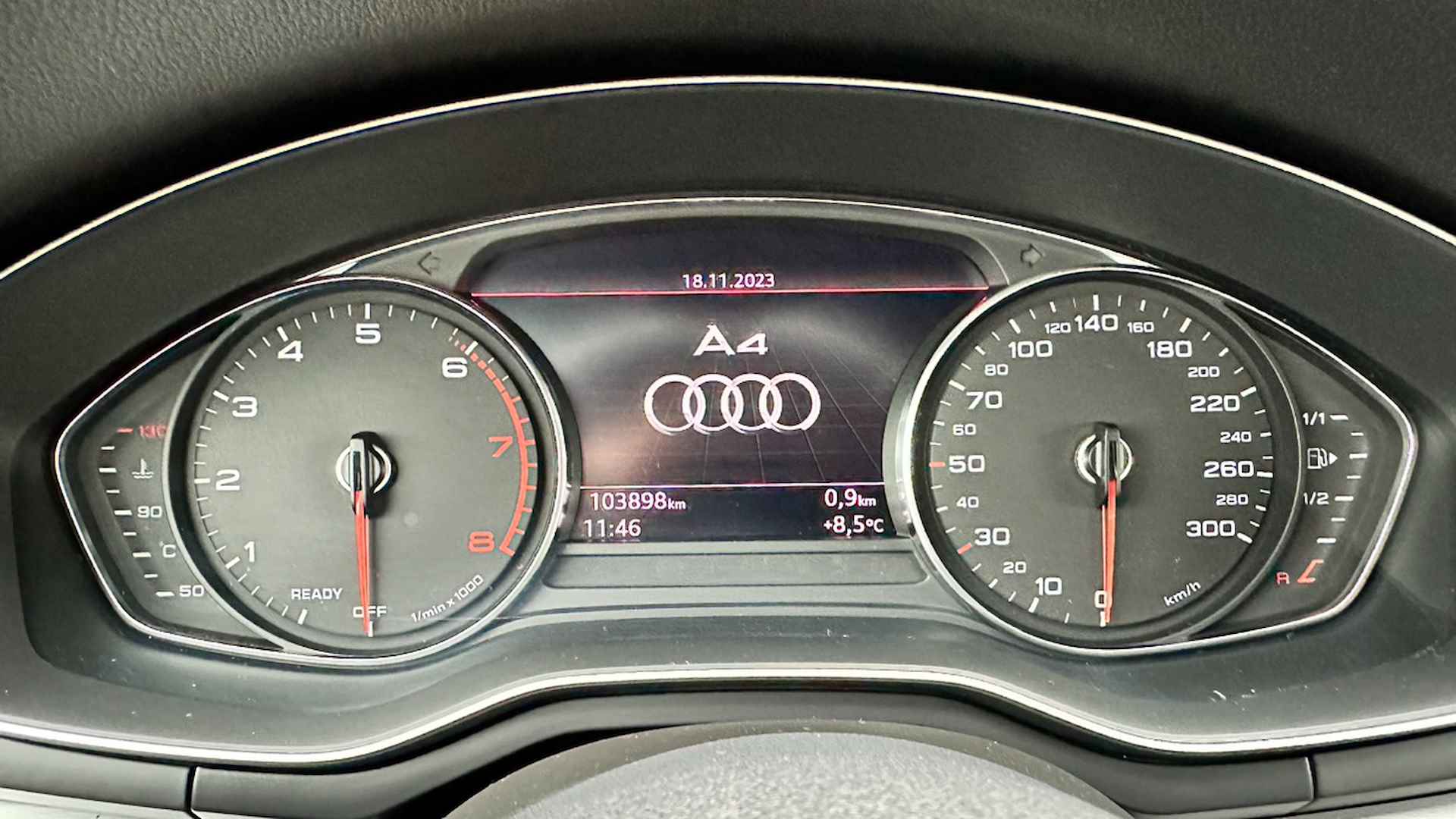 Audi A4 Avant 35 TFSI S edition | Navigatie | Sportstoelen | Electronic Climate Control - 19/33