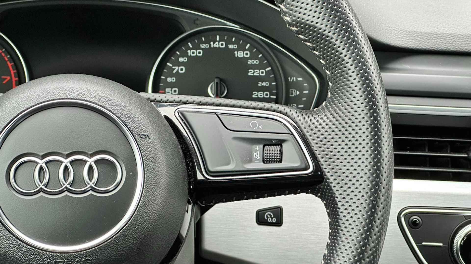 Audi A4 Avant 35 TFSI S edition | Navigatie | Sportstoelen | Electronic Climate Control - 20/33