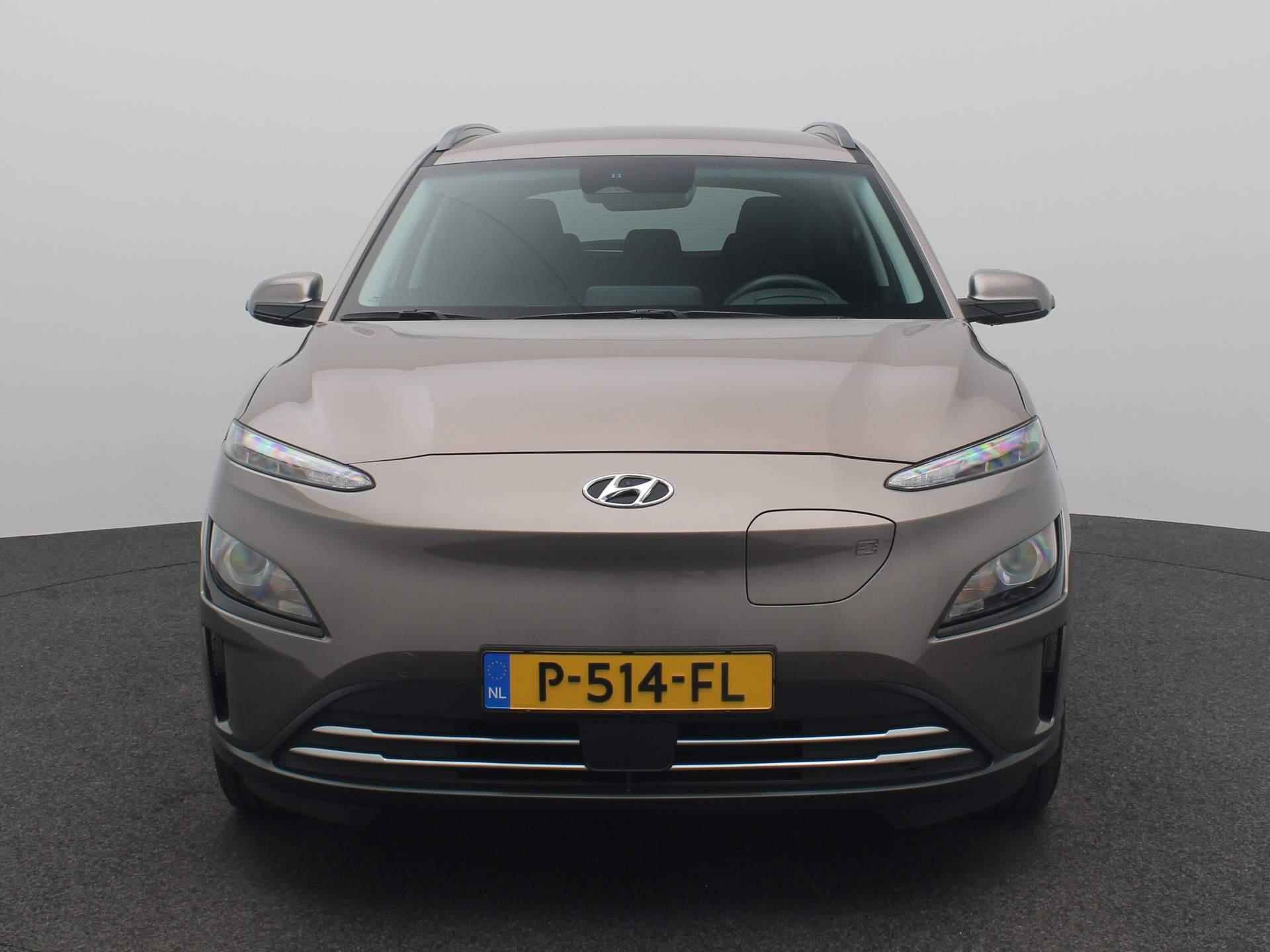 Hyundai Kona EV | Fashion | 64 kWh | | 3-fasen laden | Navigatie | Facelift! | Eerste Eigenaar! | Trekhaak | - 3/46