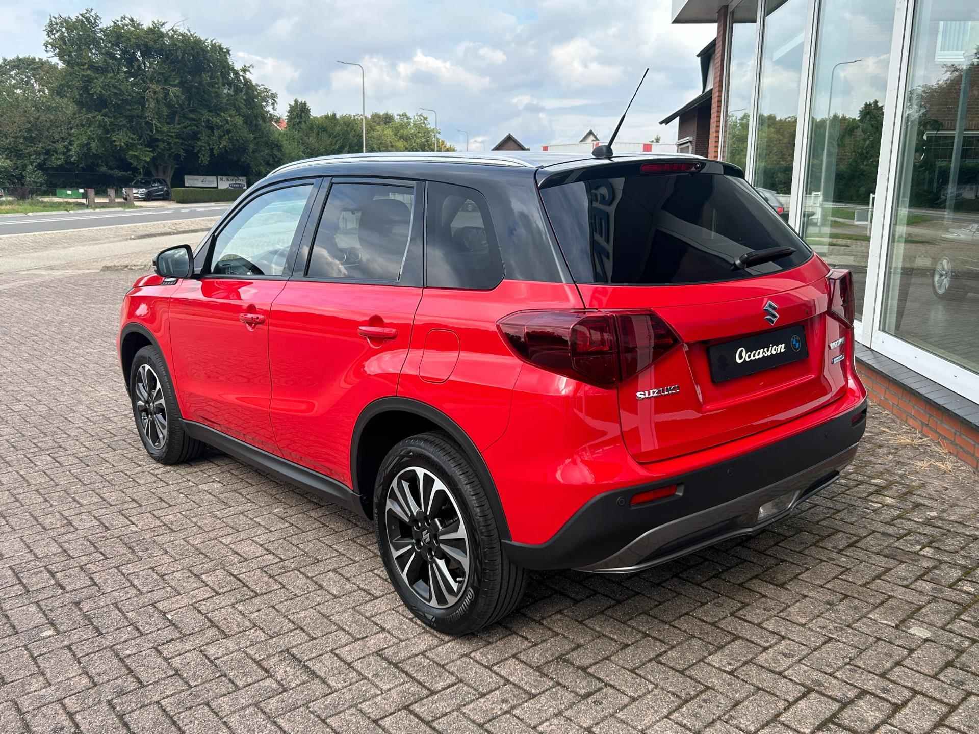 Suzuki Vitara 1.4 Boosterjet Style Smart Hybrid - Navi - Leer - Camera - PDC - STIJL - 6/24