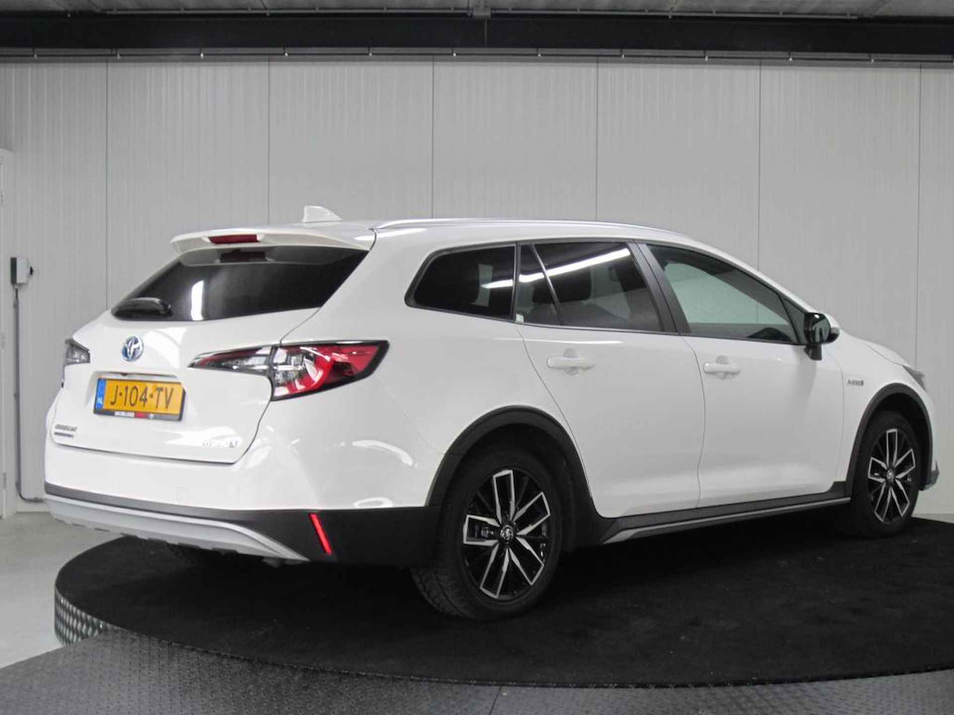 Toyota Corolla Touring Sports 1.8 Hybrid Trek Navi Clima Camera All-seasonbanden - 23/29