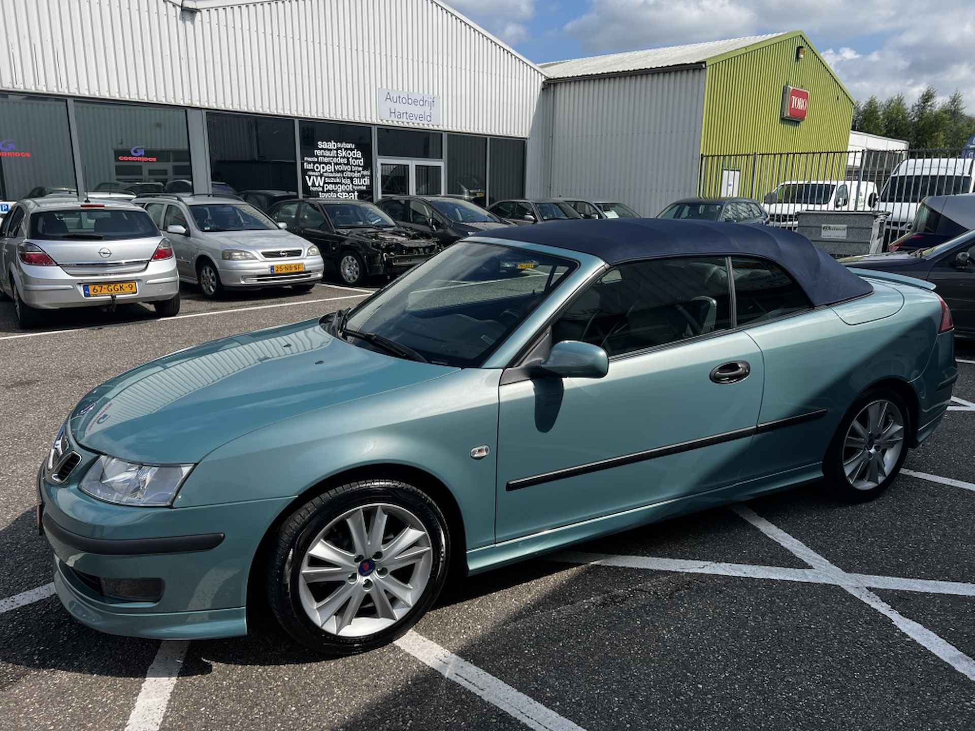 Saab 9-3 Cabrio 2.0t Vector "AERO Style" - 18/49