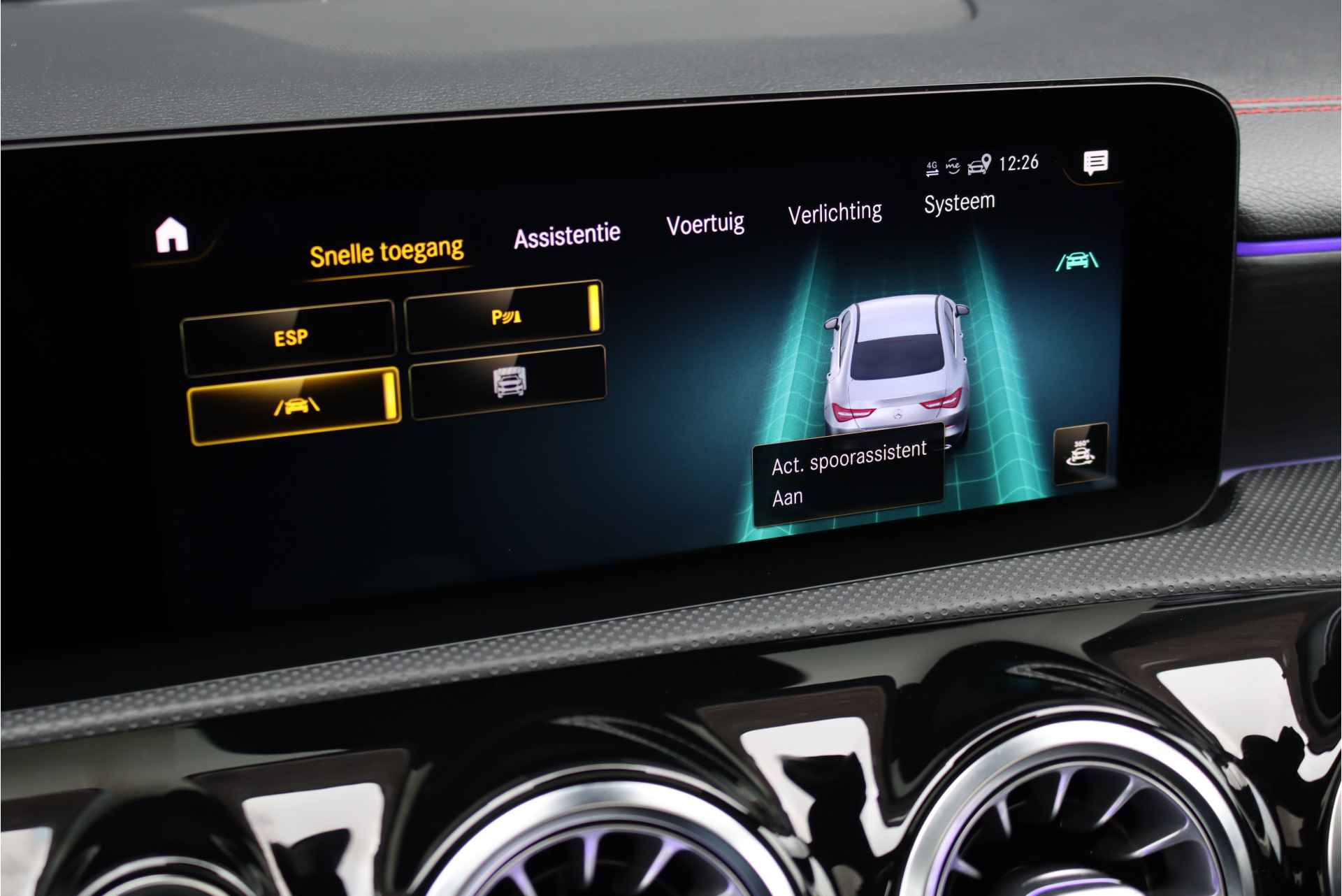 Mercedes-Benz CLA-Klasse 200 Premium AMG Line Aut7, Panoramadak, Camera, Dodehoekassistent, Augmented Reality, Keyless Go, Advanced Sound System, Cruise Control, Multibeam LED, Etc. - 19/39