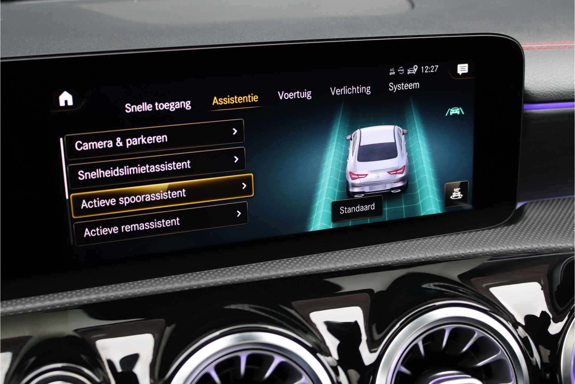 Mercedes-Benz CLA-Klasse 200 Premium AMG Line Aut7, Panoramadak, Camera, Dodehoekassistent, Augmented Reality, Keyless Go, Advanced Sound System, Cruise Control, Multibeam LED, Etc. - 32/39