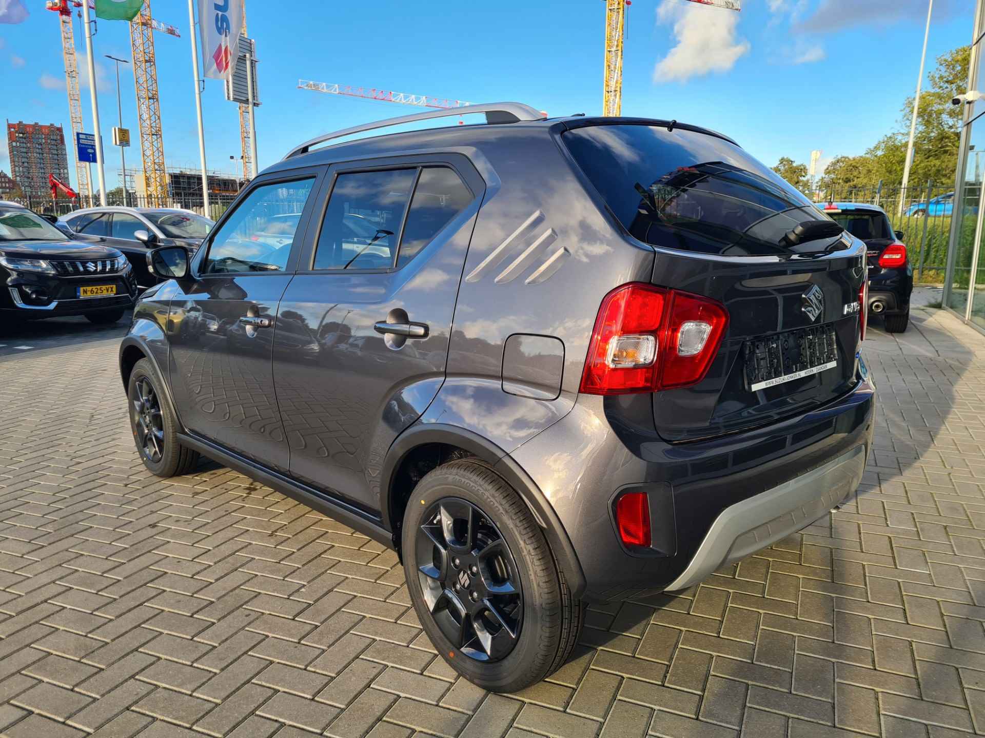 Suzuki IGNIS 1.2 Smart Hybrid Style - 2/5