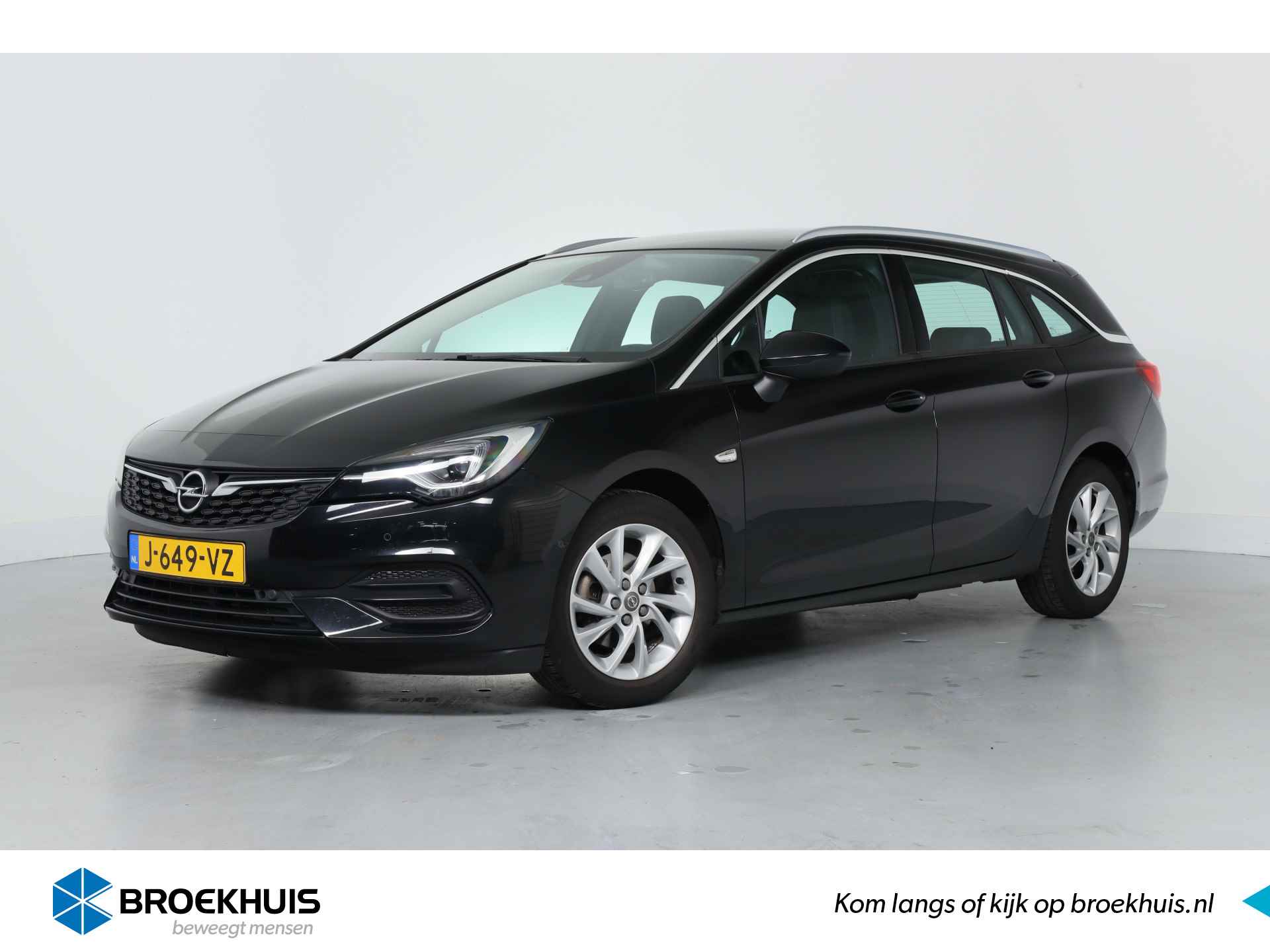 Opel Astra Sports Tourer 1.2 Elegance | Dealer Onderhouden! | AGR | LED | Camera | Clima | Navi | Keyless | BLIS | Parkeersenoren V+A | Cru