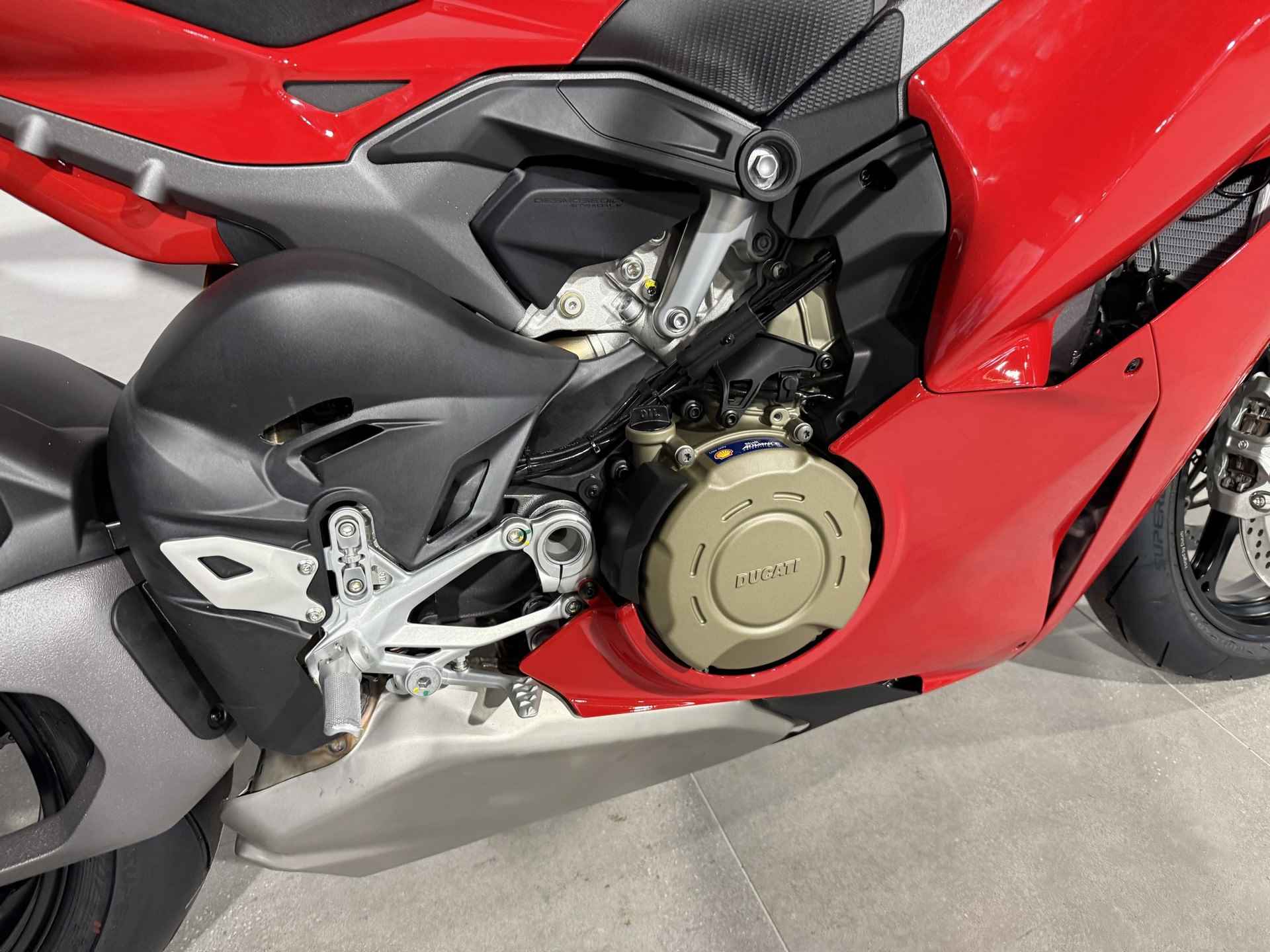 Ducati PANIGALE V4 S - 4/11