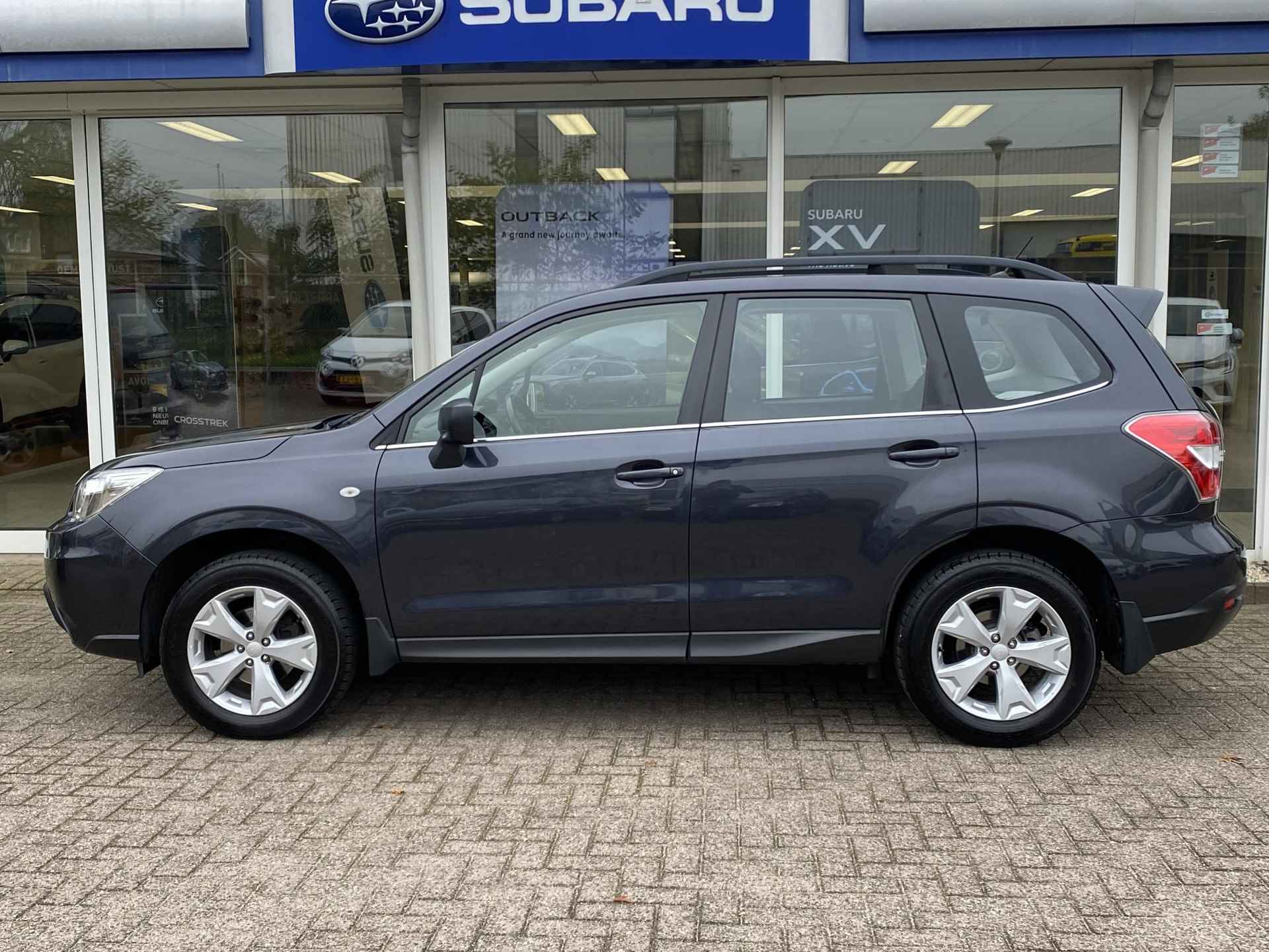 Subaru Forester 2.0 Intro | Verwarmde voorstoelen | Cruise control | Bluetooth | Automatische Airco | Trekhaak | - 4/37