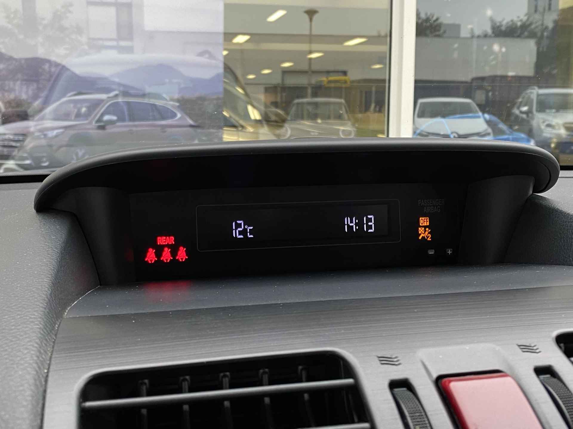 Subaru Forester 2.0 Intro | Verwarmde voorstoelen | Cruise control | Bluetooth | Automatische Airco | Trekhaak | - 21/37