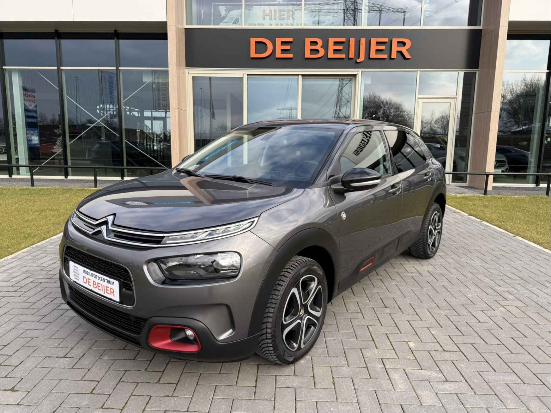 Citroën C4 Cactus 1.2 PureTech C-series Carplay I Pdc I Stoelverw.