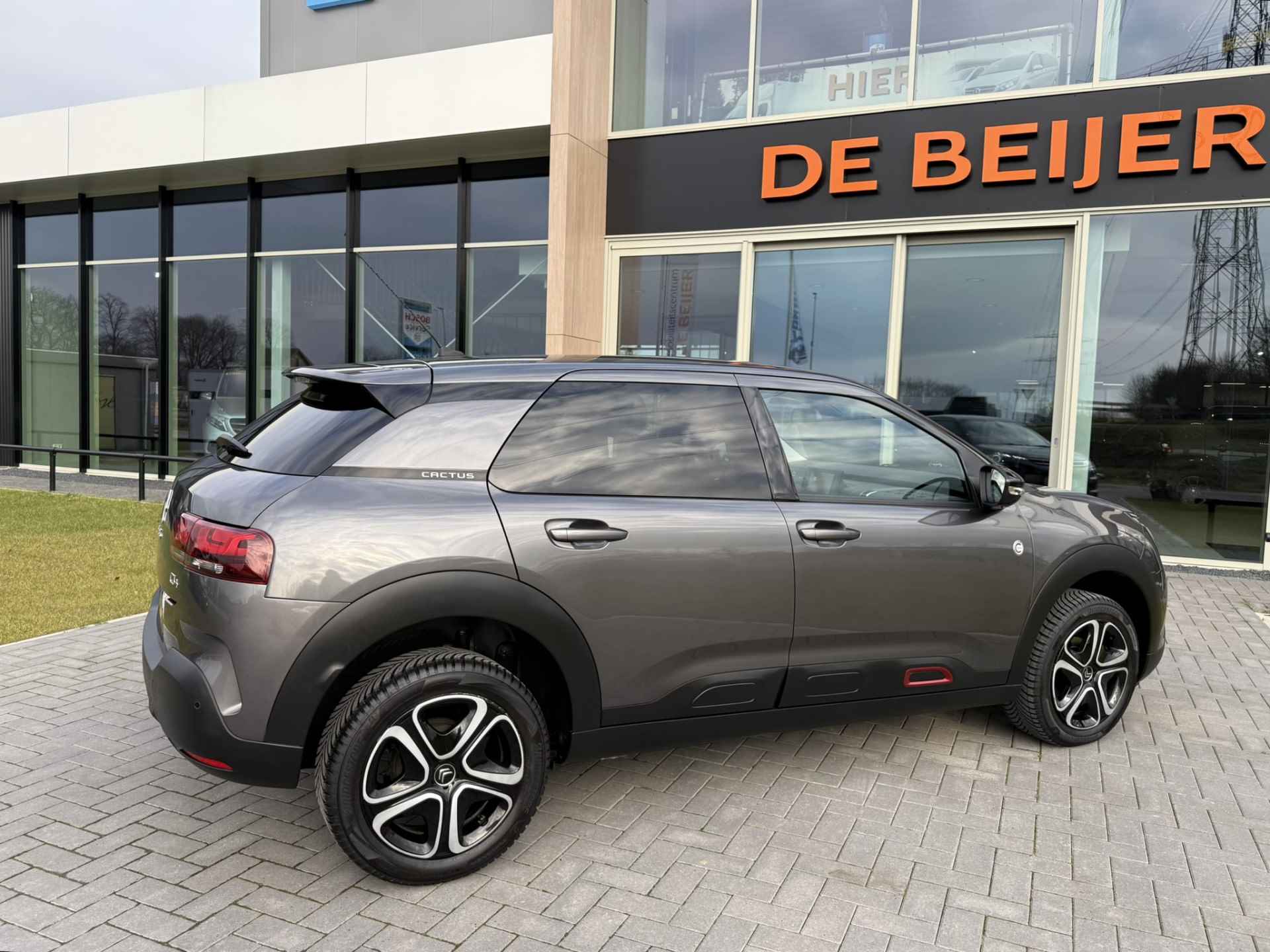 Citroën C4 Cactus 1.2 PureTech C-series Carplay I Pdc I Stoelverw. - 5/39