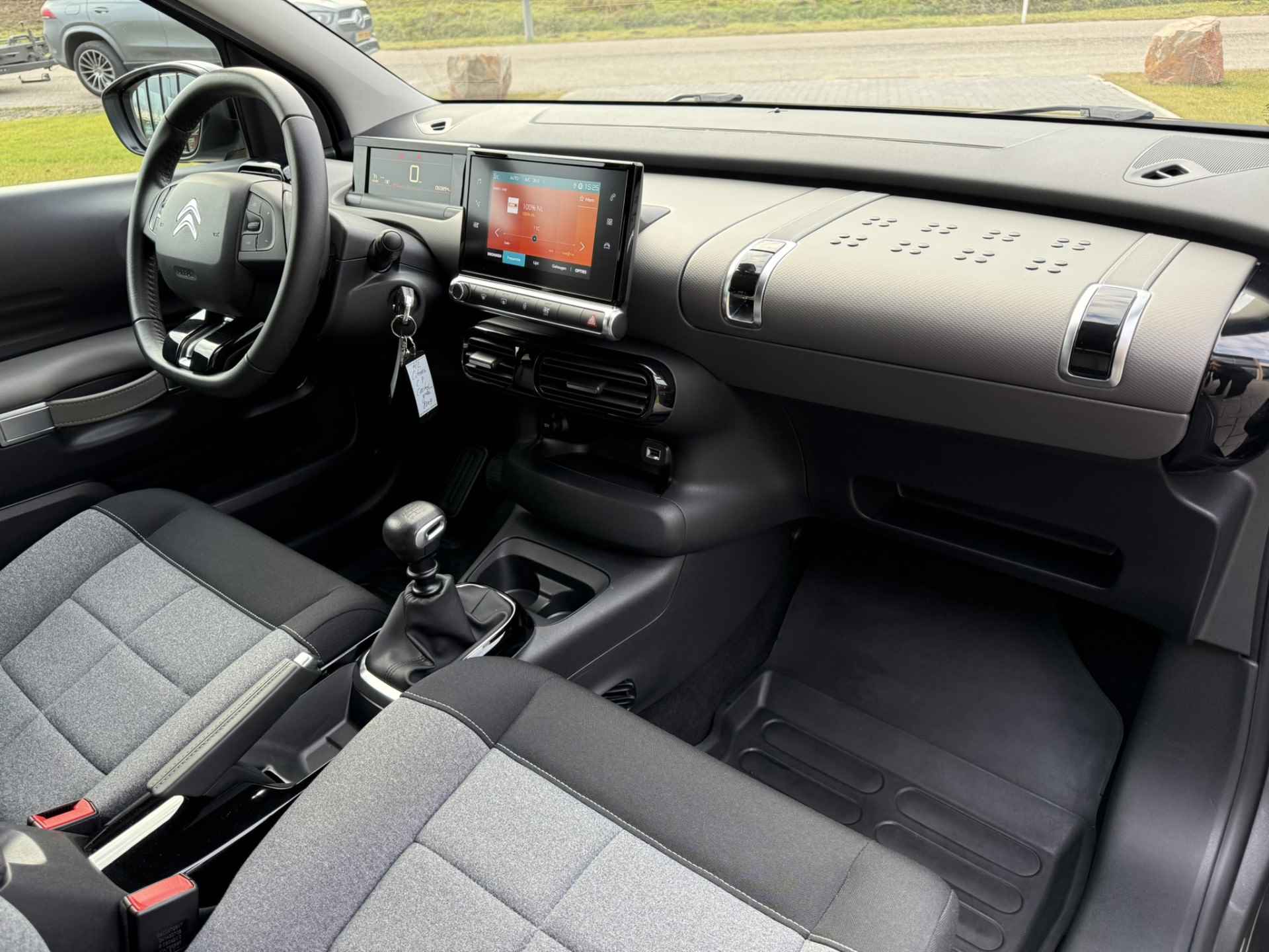 Citroën C4 Cactus 1.2 PureTech C-series Carplay I Pdc I Stoelverw. - 15/39