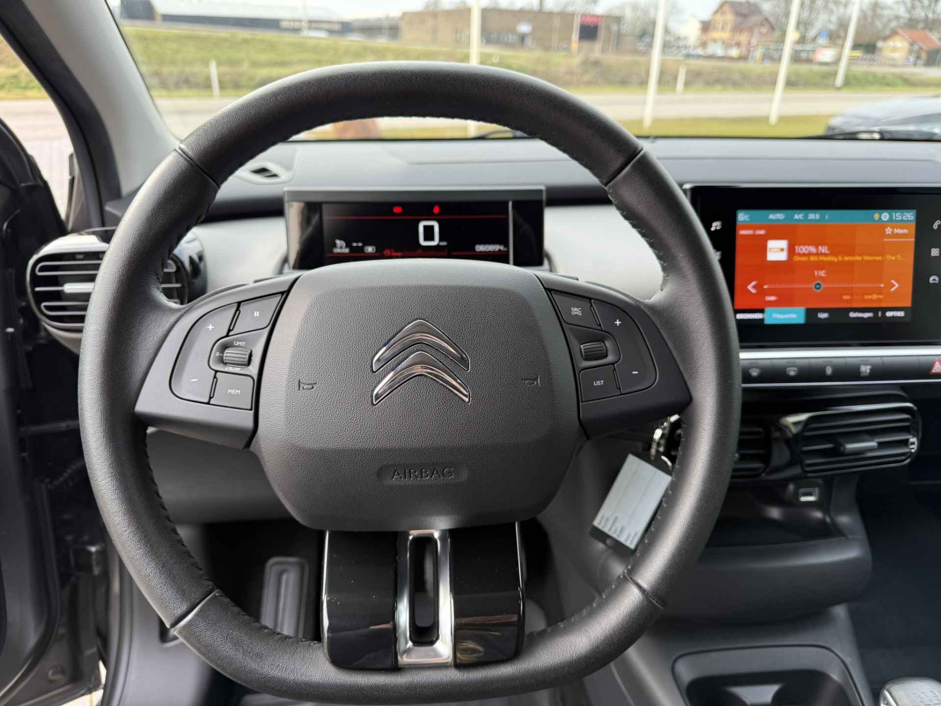 Citroën C4 Cactus 1.2 PureTech C-series Carplay I Pdc I Stoelverw. - 17/39