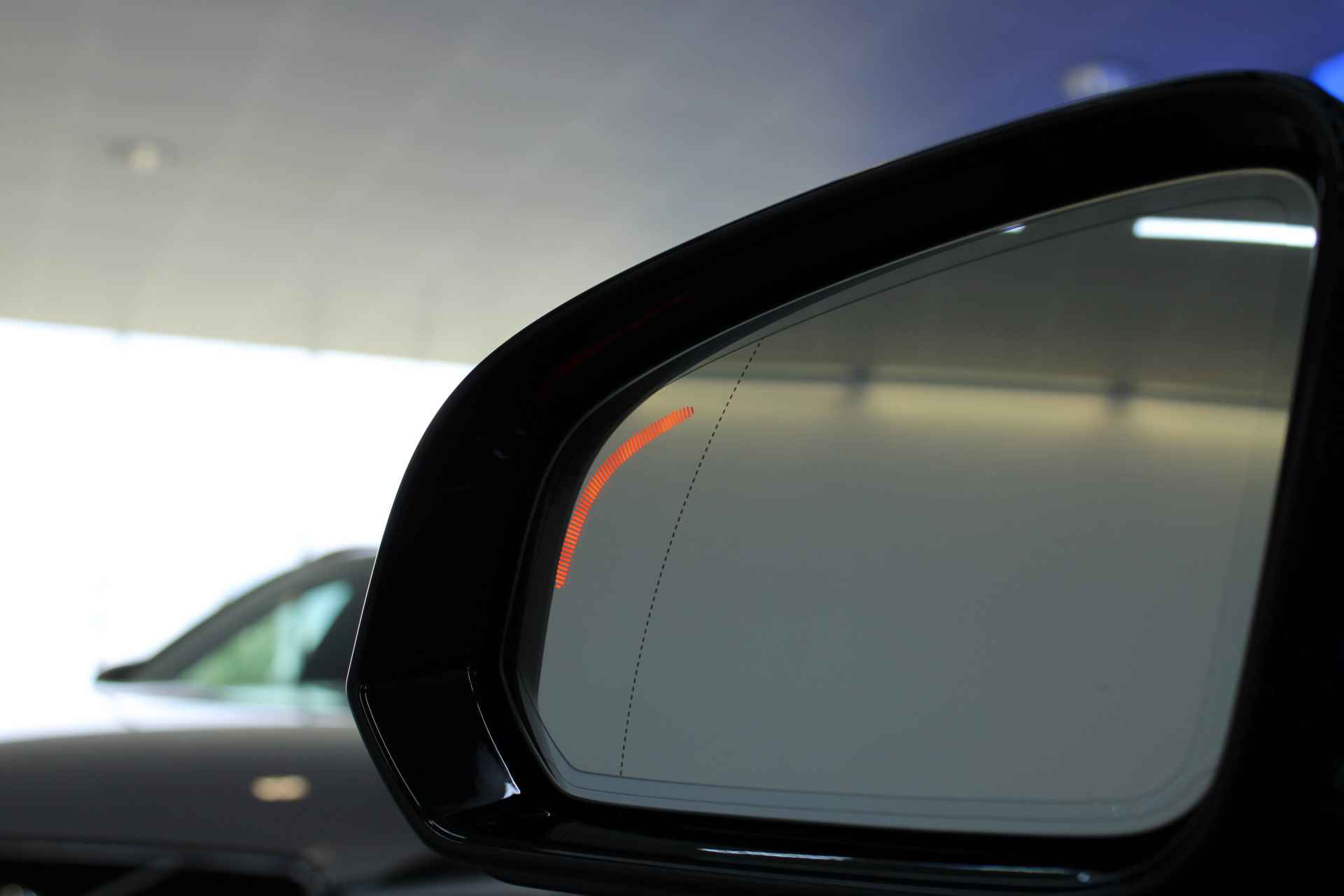 Volvo XC60 T6 350PK AWD Ultra Dark | Luchtvering | Gelam Glas | Compleet! | 22'' | Contourstoelen | 360º view - 35/77